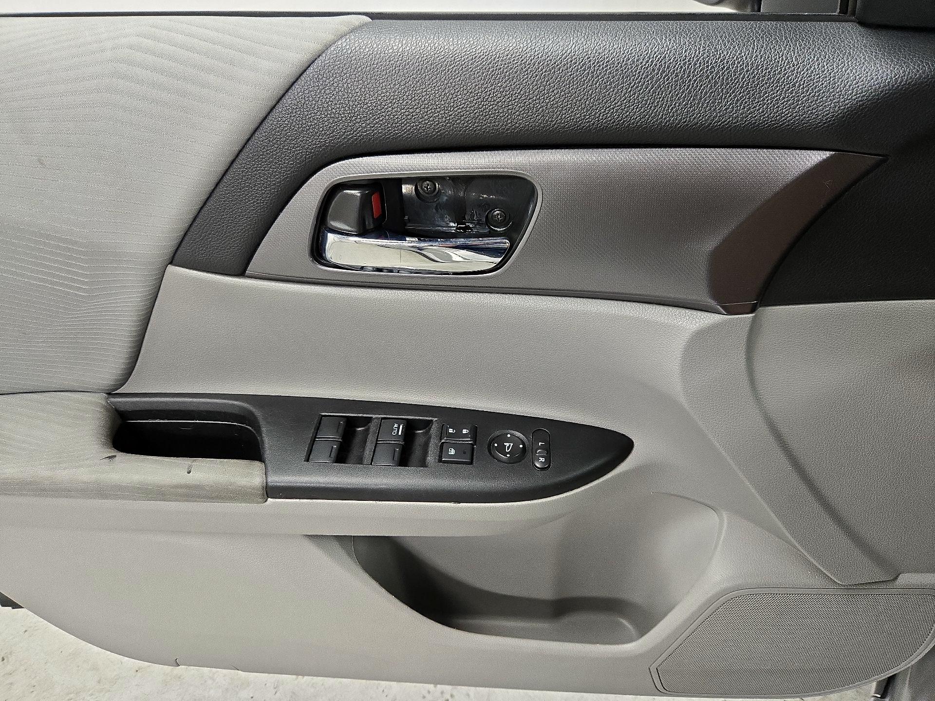 Thumbnail: 2015 Honda Accord - 12