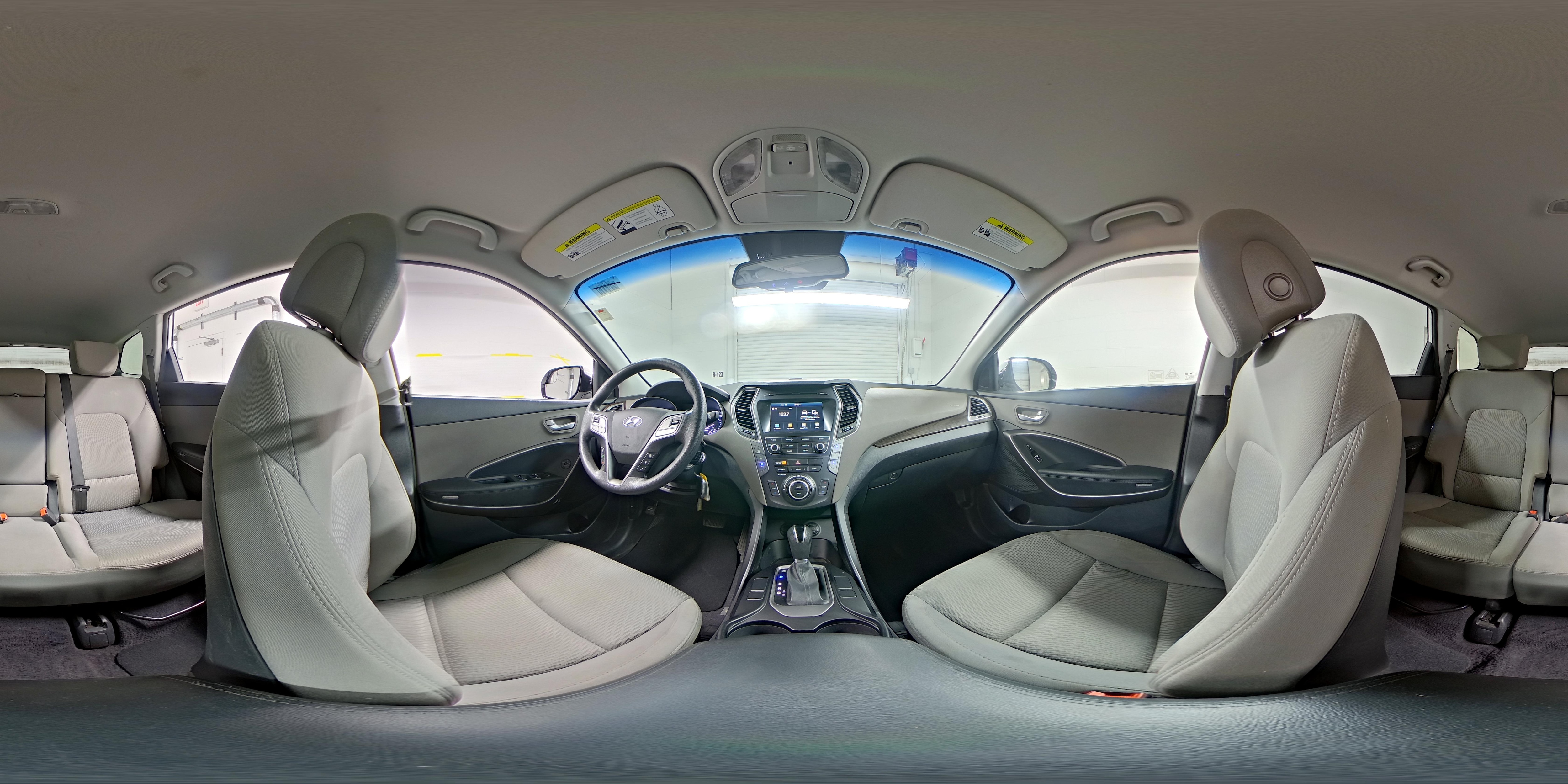 2017 Hyundai Santa Fe SE - Photo 26