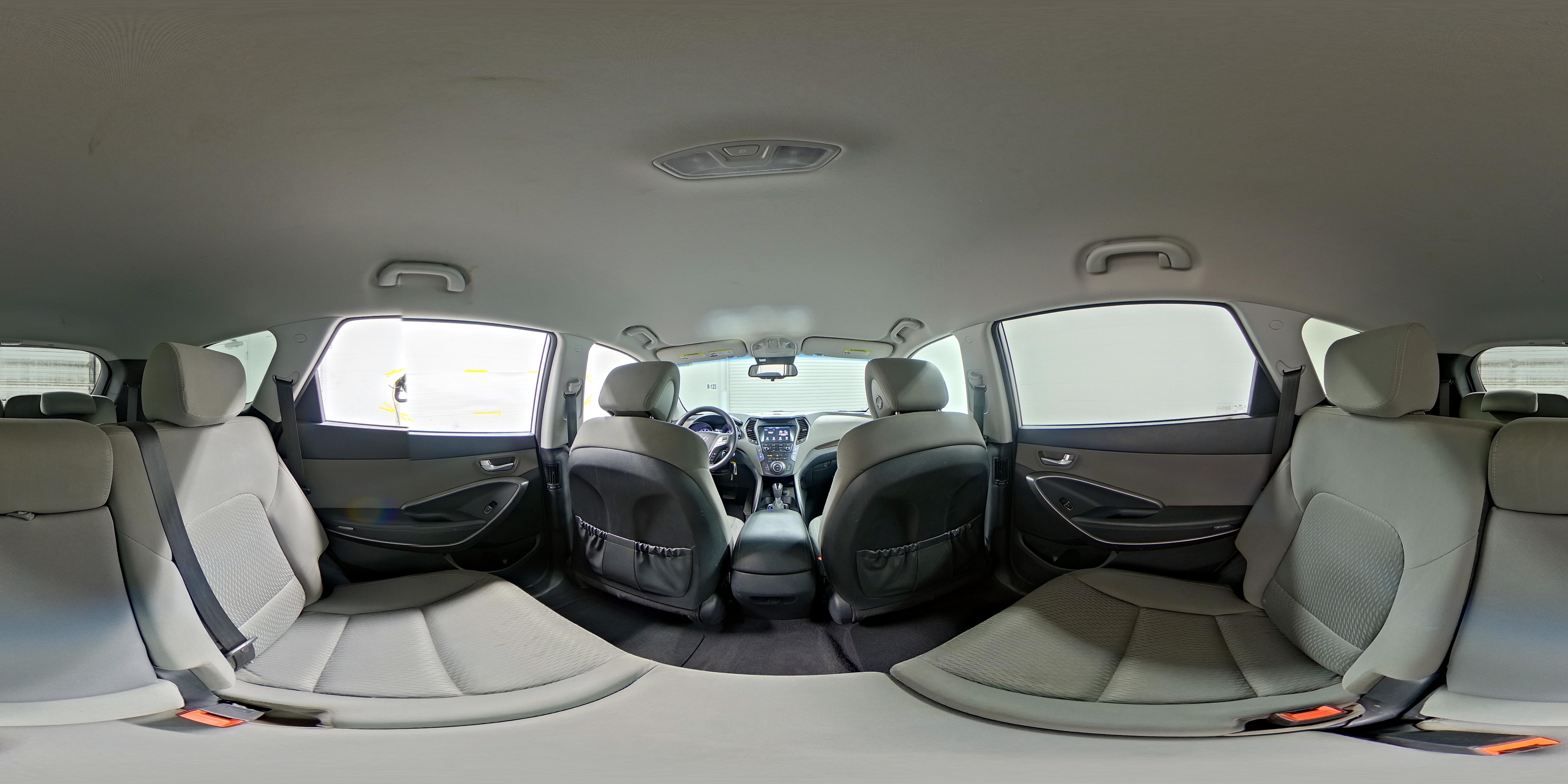 2017 Hyundai Santa Fe SE - Photo 27
