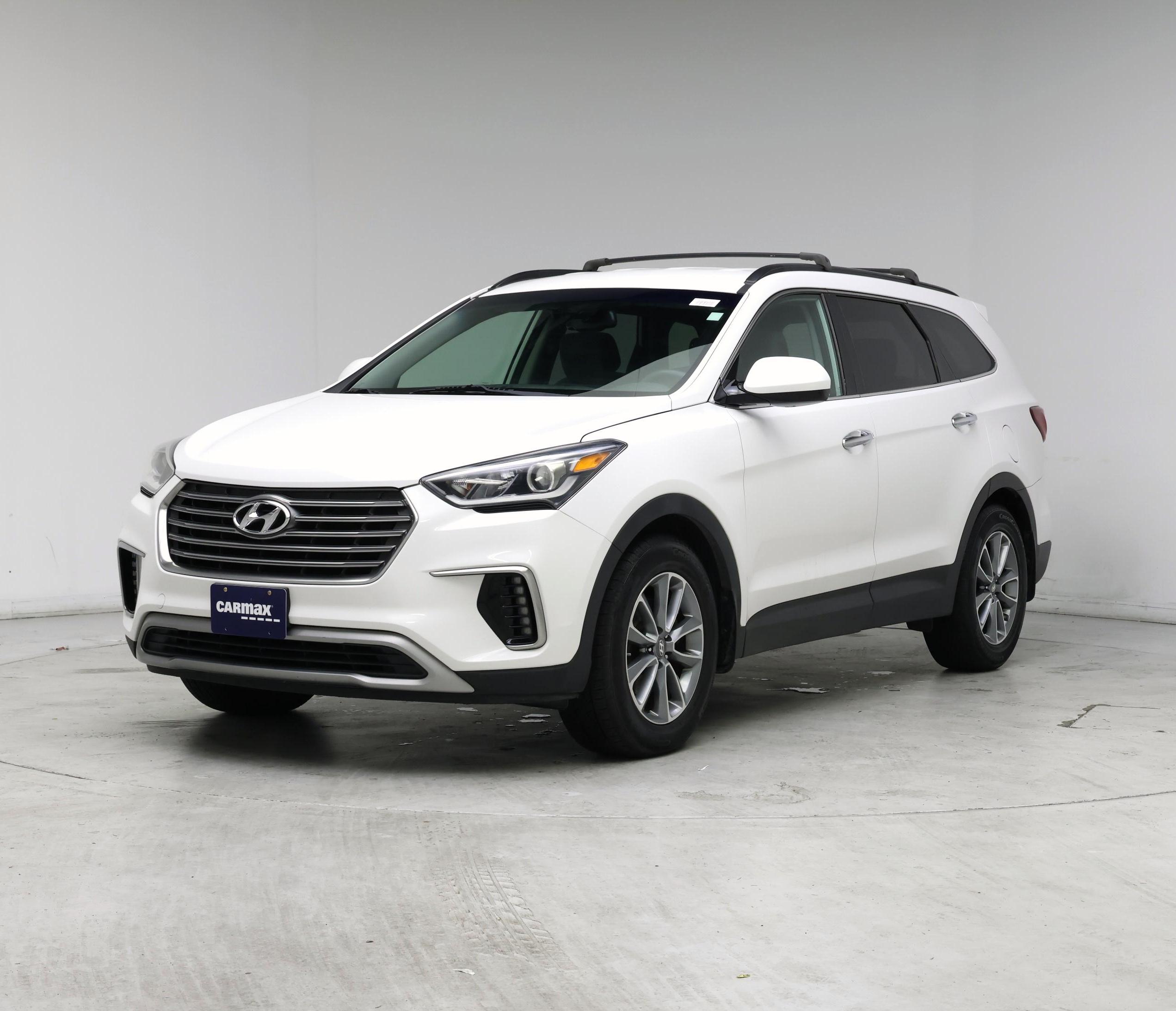 Thumbnail: 2017 Hyundai Santa Fe - 4