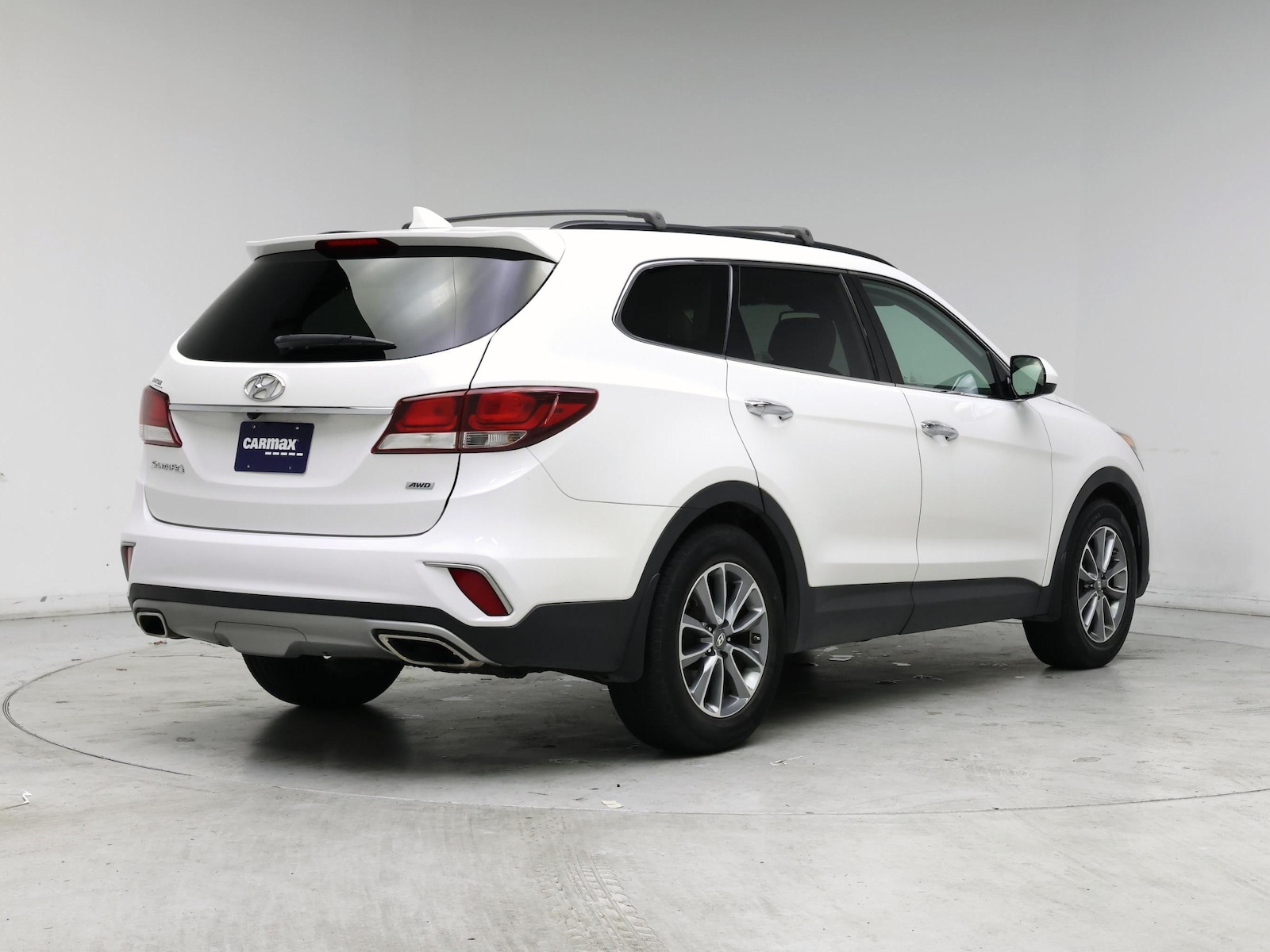 2017 Hyundai Santa Fe SE - Photo 9