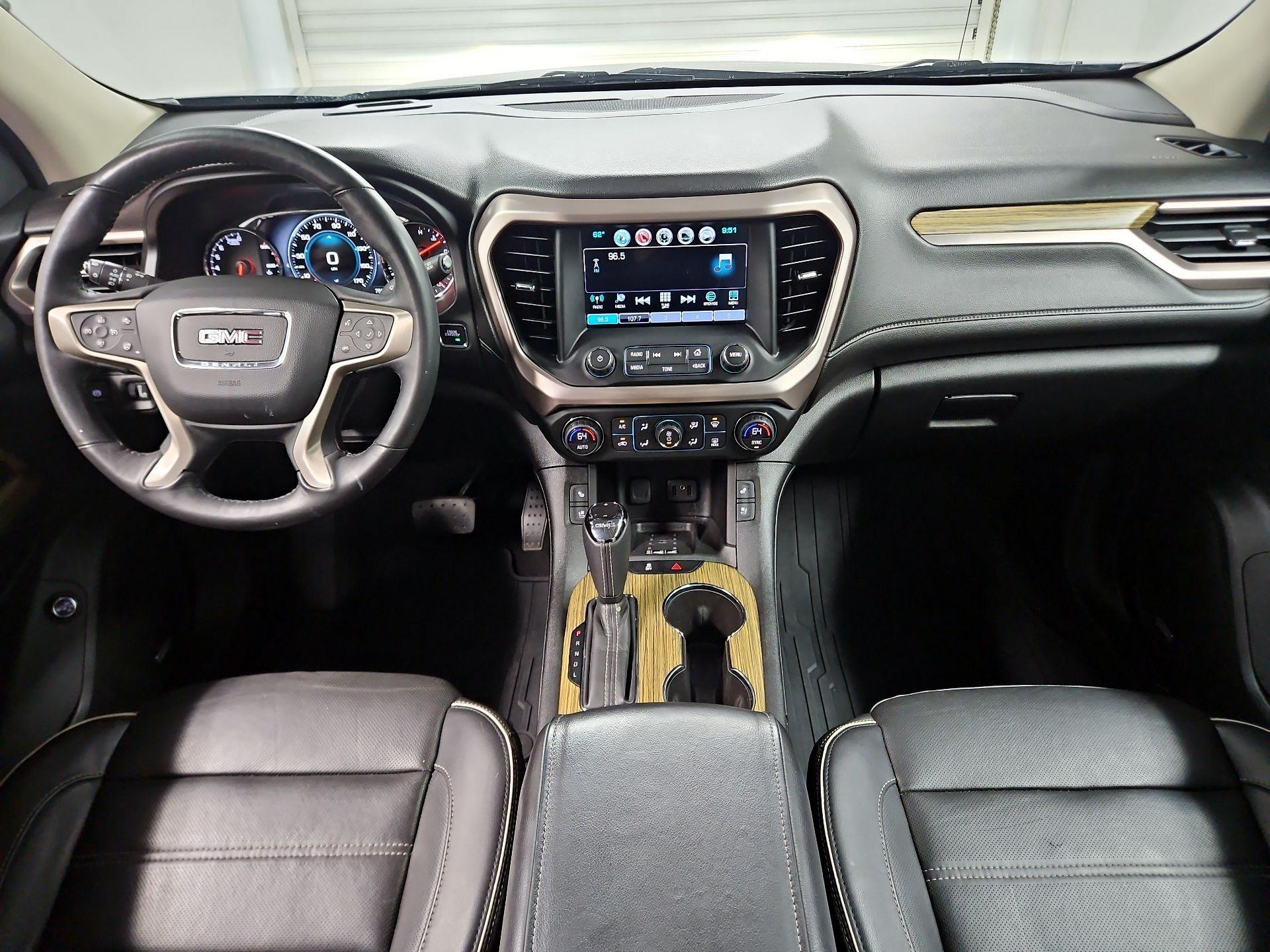 Thumbnail: 2017 GMC Acadia - 9