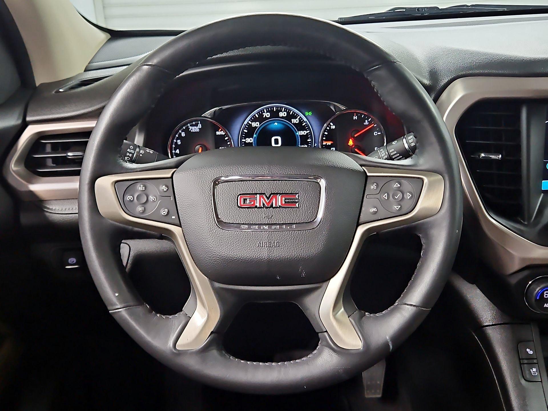 Thumbnail: 2017 GMC Acadia - 10