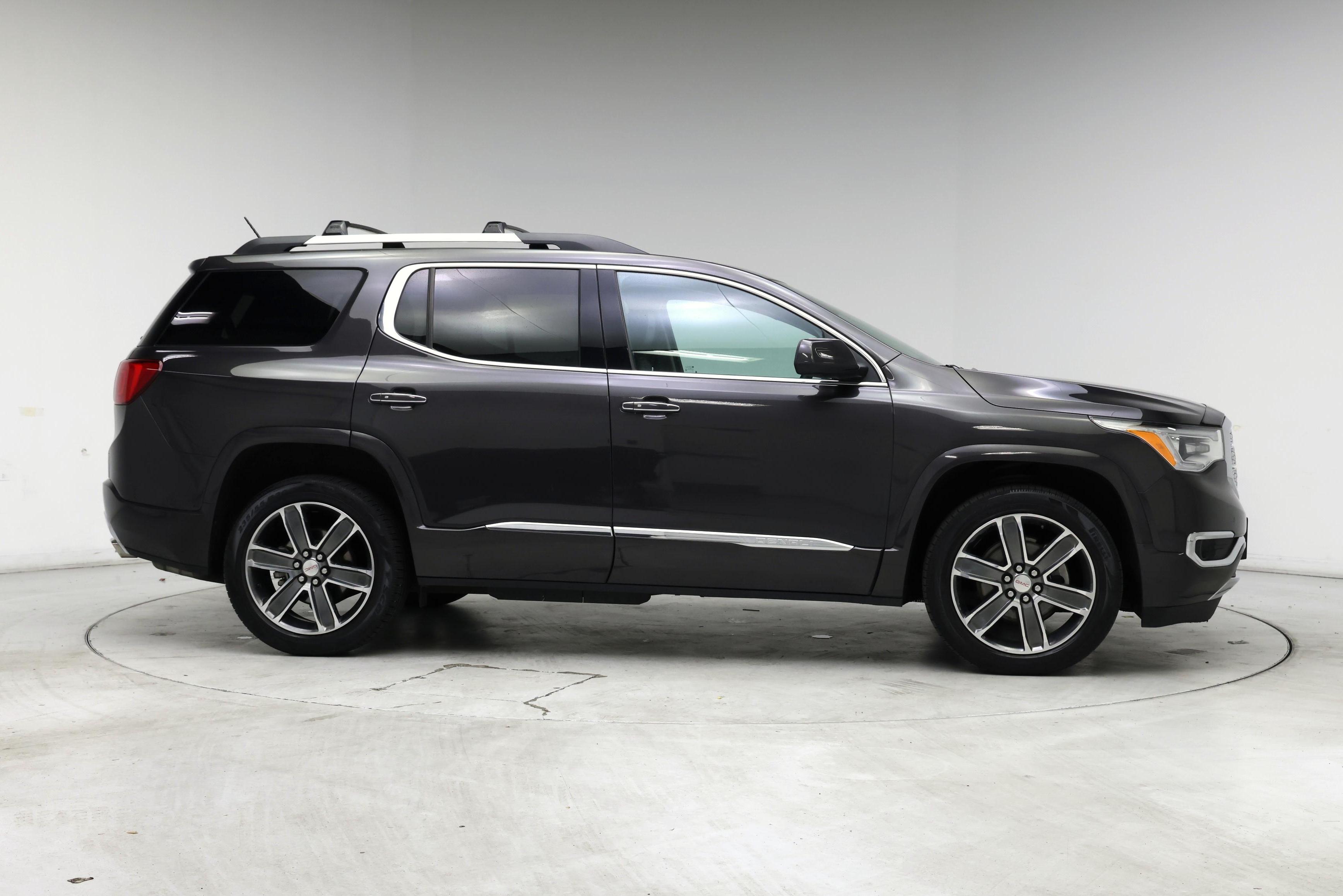 Thumbnail: 2017 GMC Acadia - 7