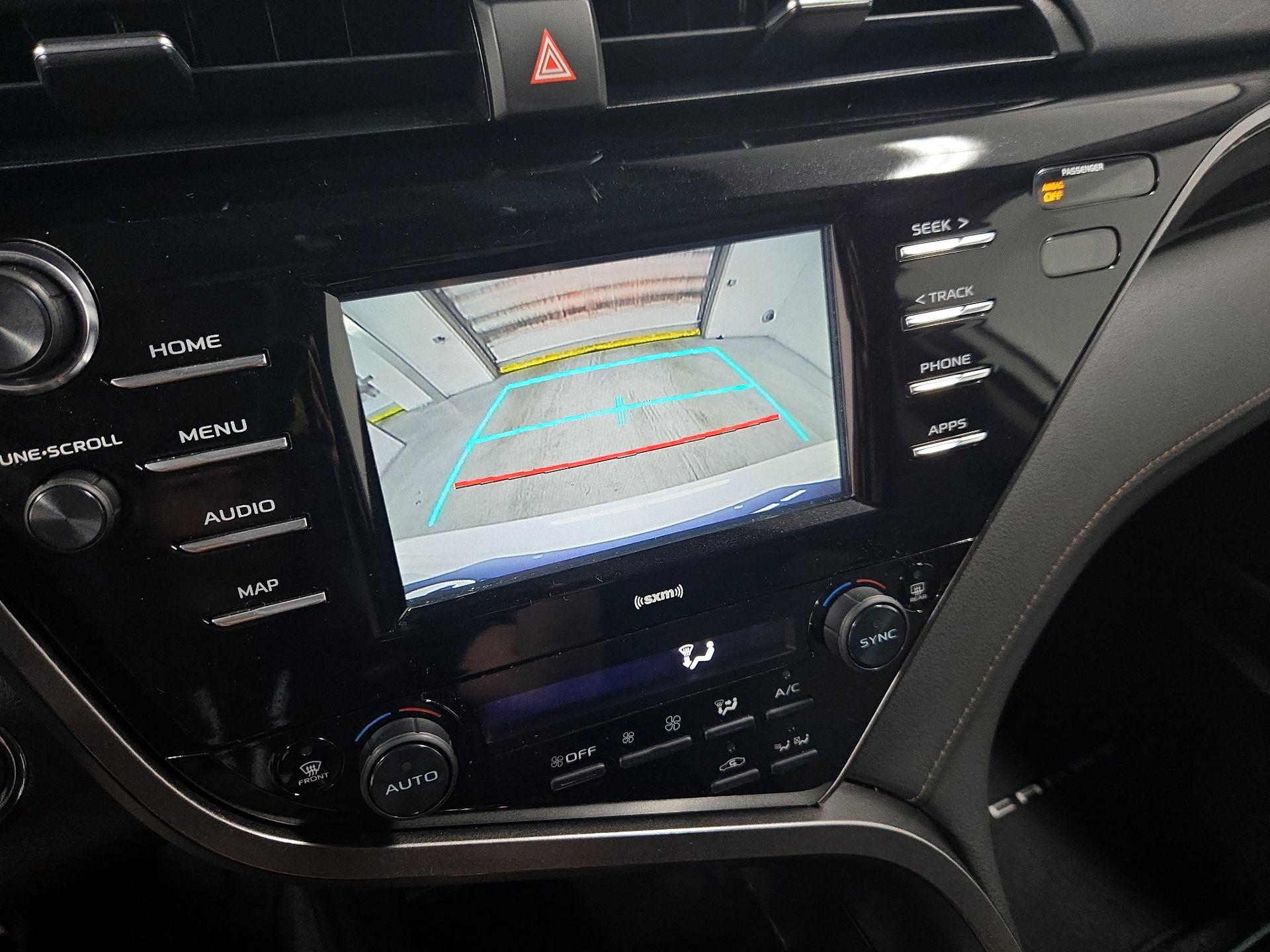 Thumbnail: 2020 Toyota Camry - 14