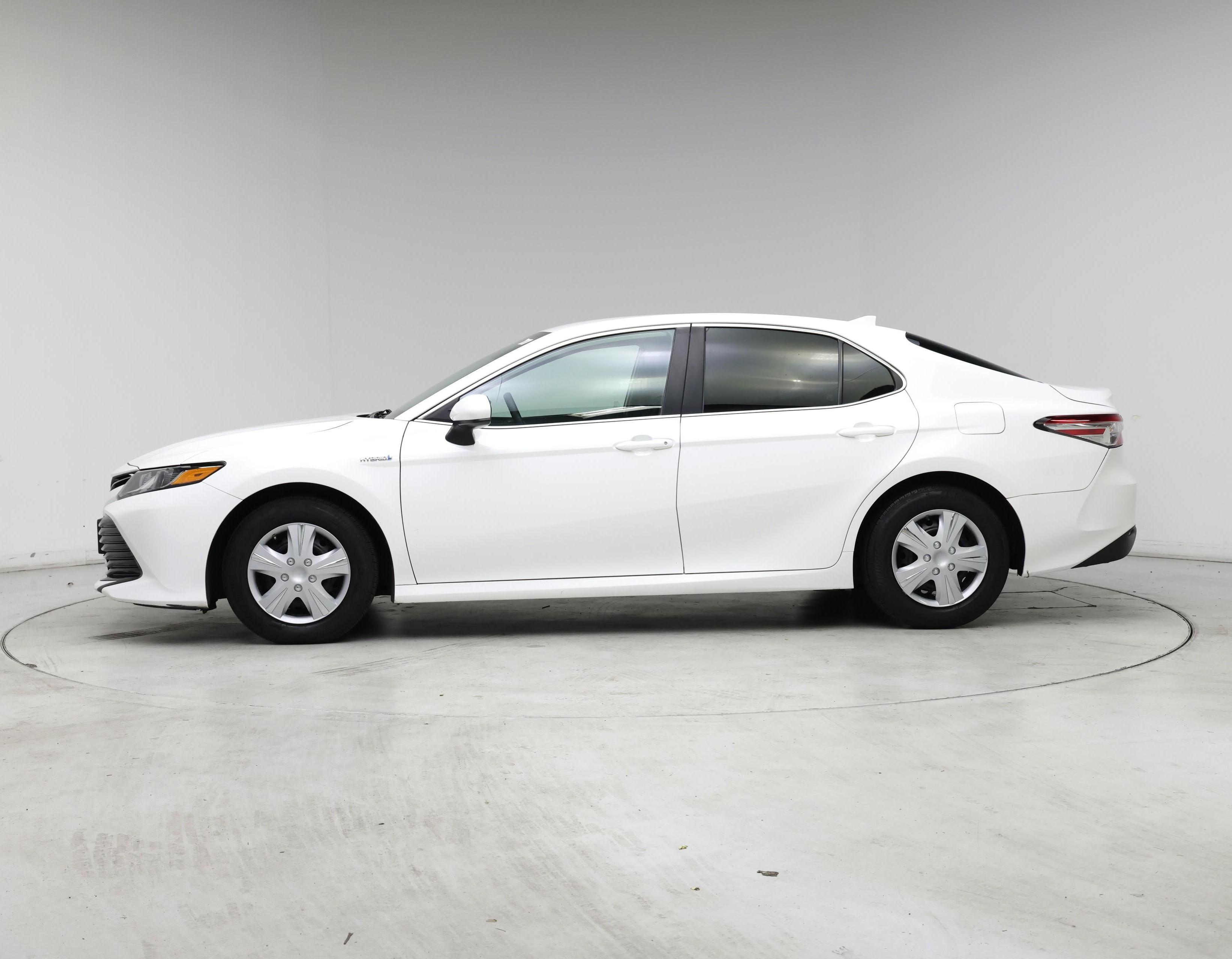 Thumbnail: 2020 Toyota Camry - 3