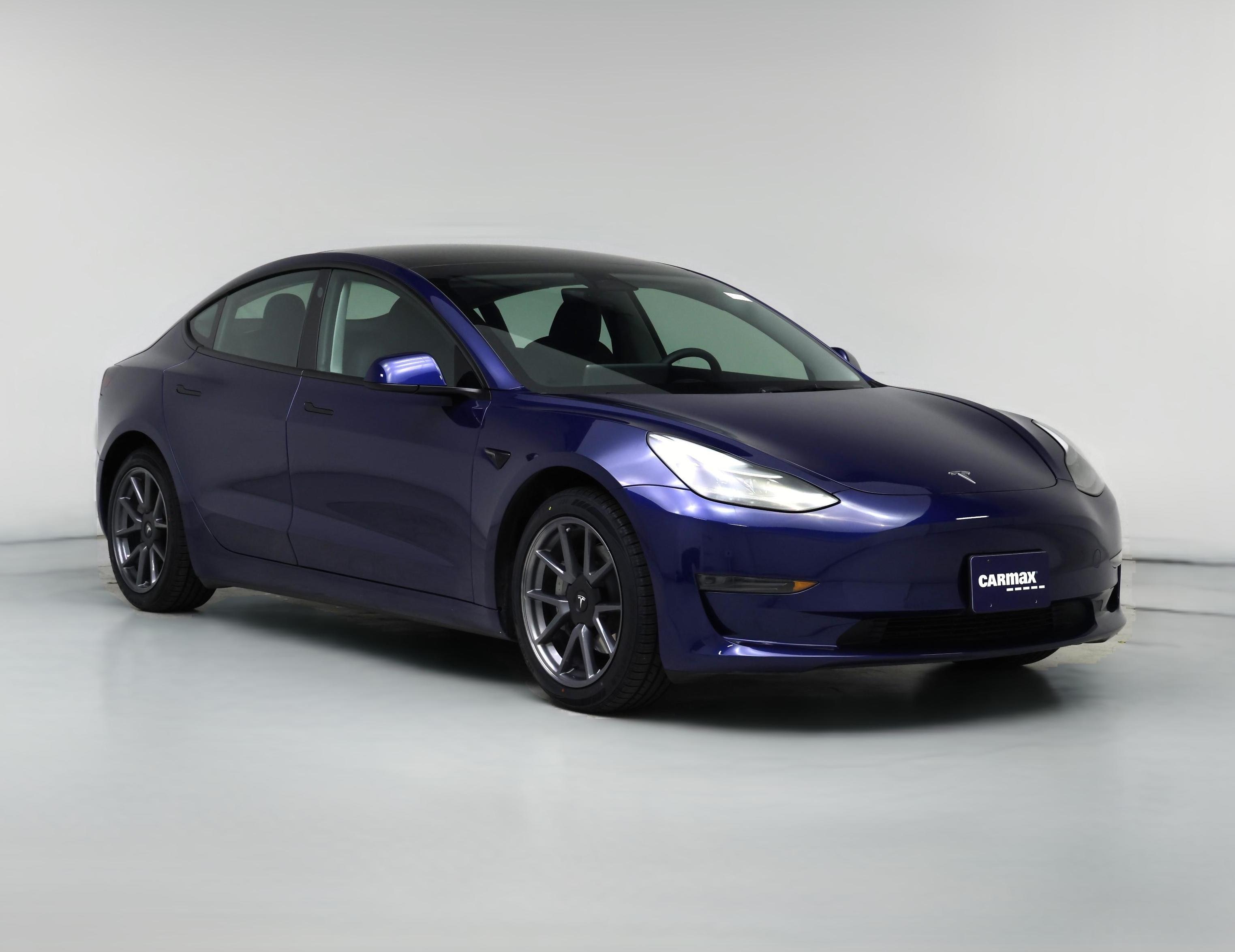 Thumbnail: 2022 Tesla Model 3 - 1