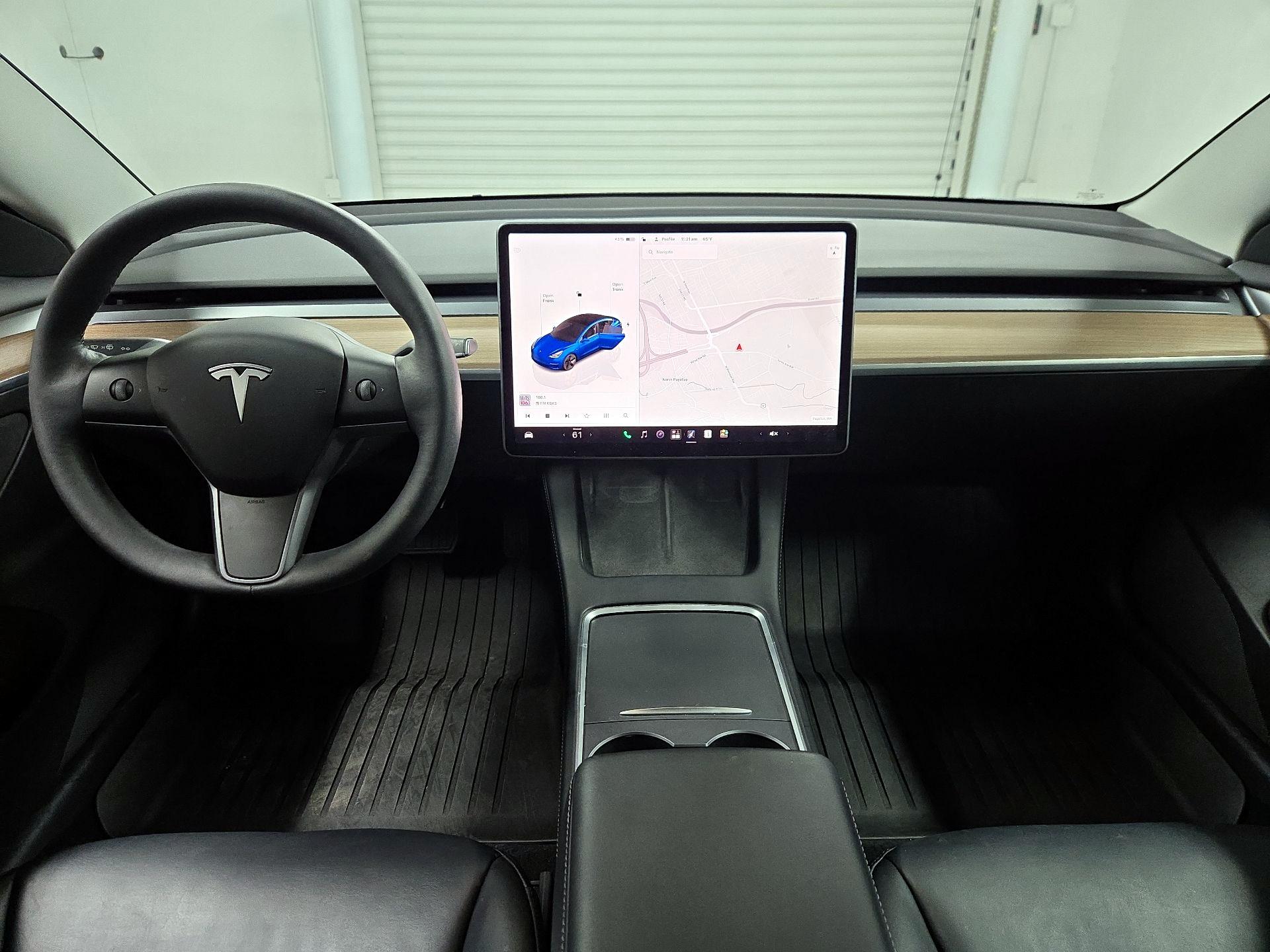 Thumbnail: 2022 Tesla Model 3 - 9