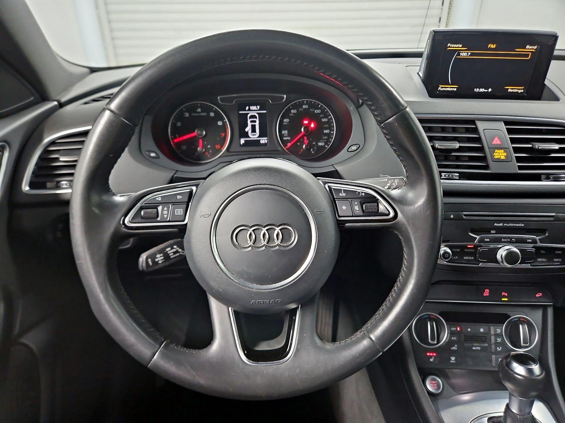 Thumbnail: 2018 Audi Q3 - 10