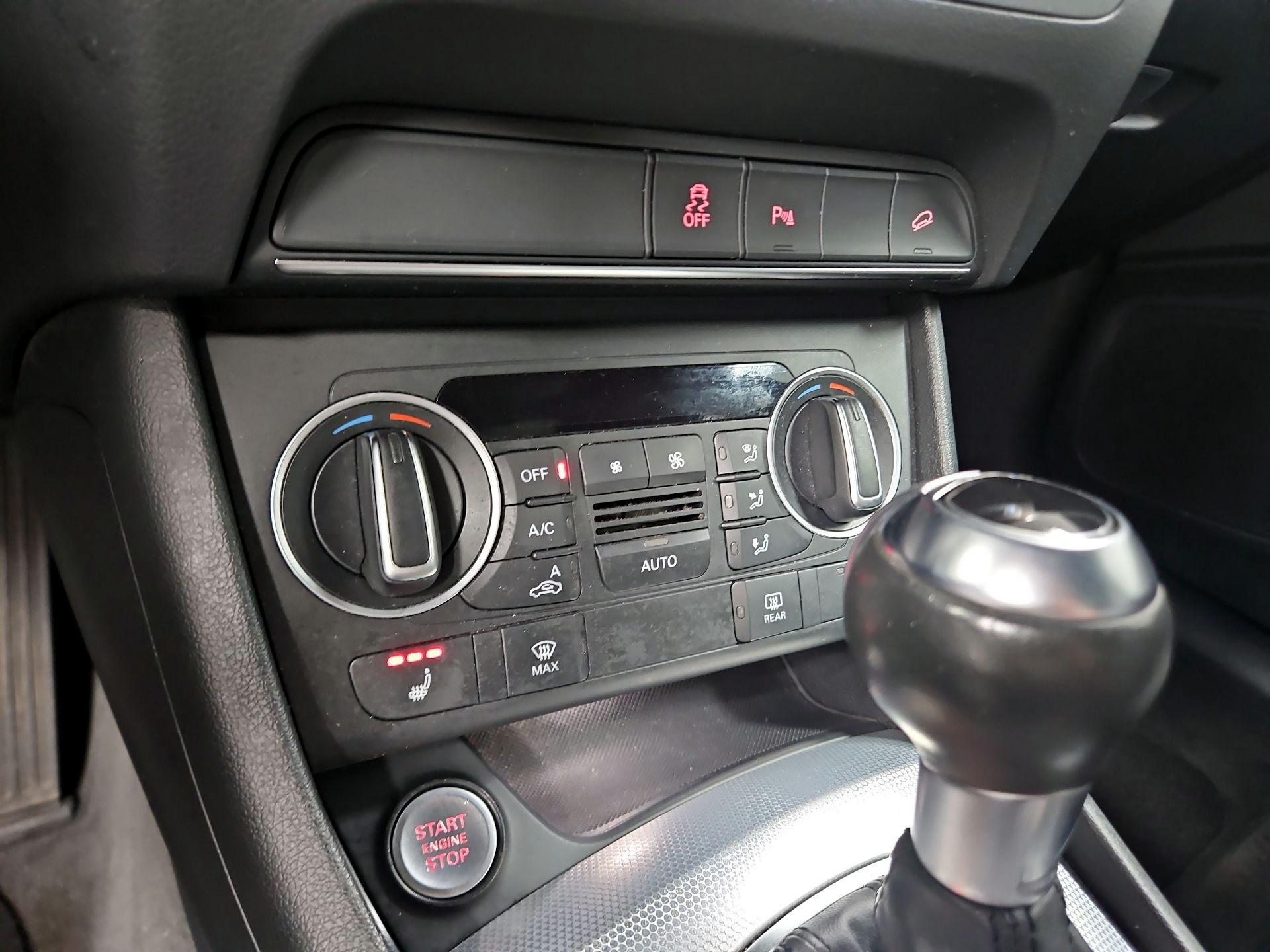 Thumbnail: 2018 Audi Q3 - 16