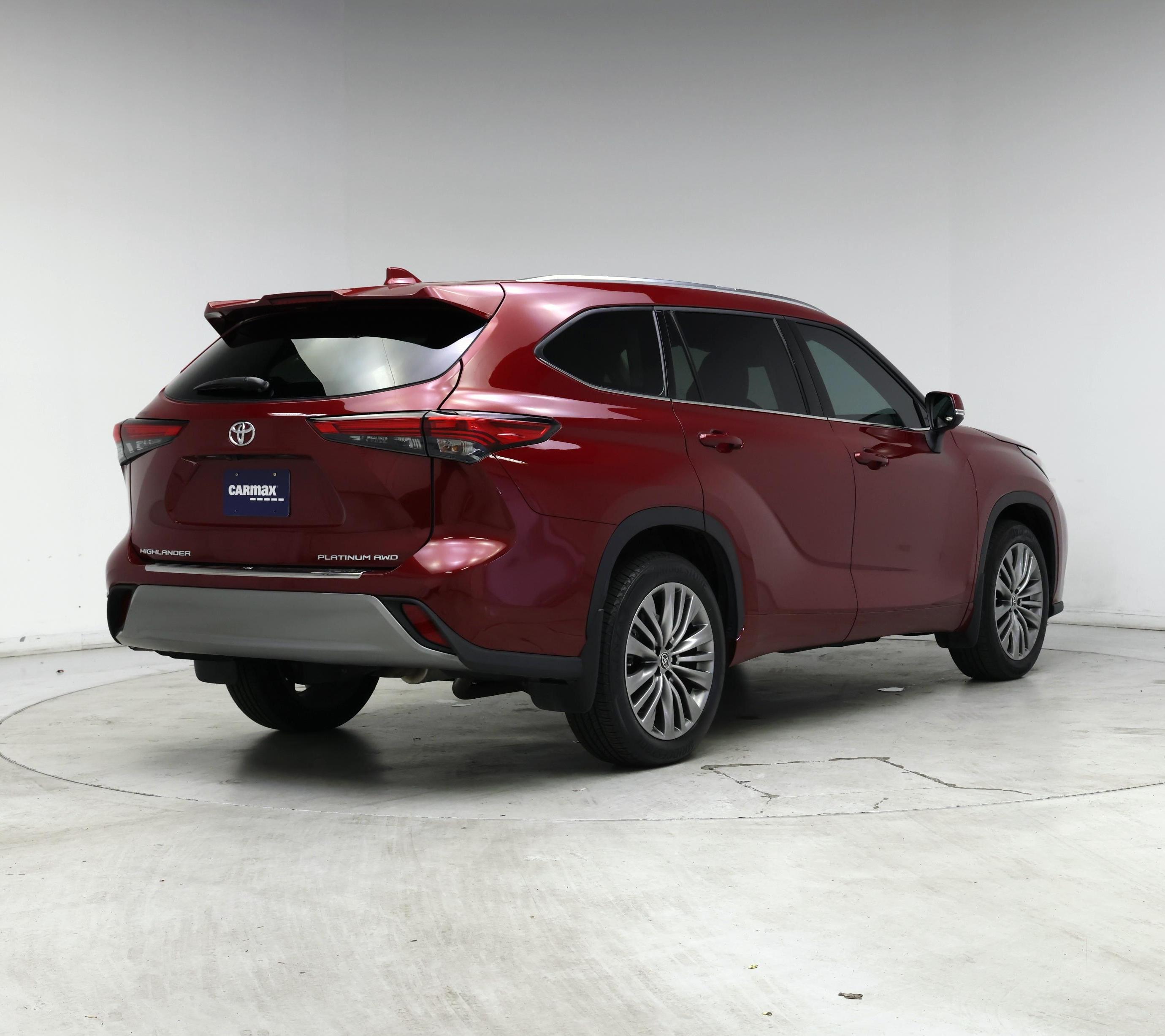 Thumbnail: 2021 Toyota Highlander - 8