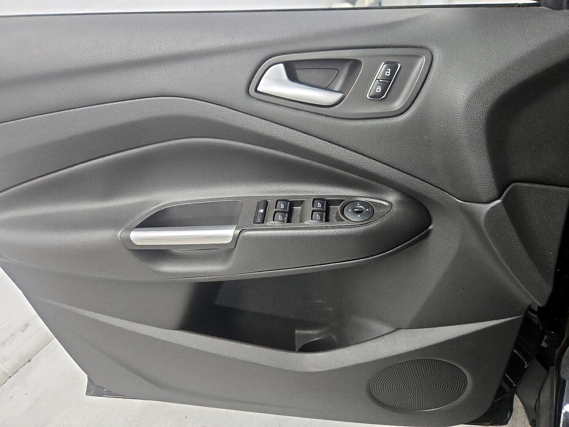 Thumbnail: 2014 Ford Escape - 12