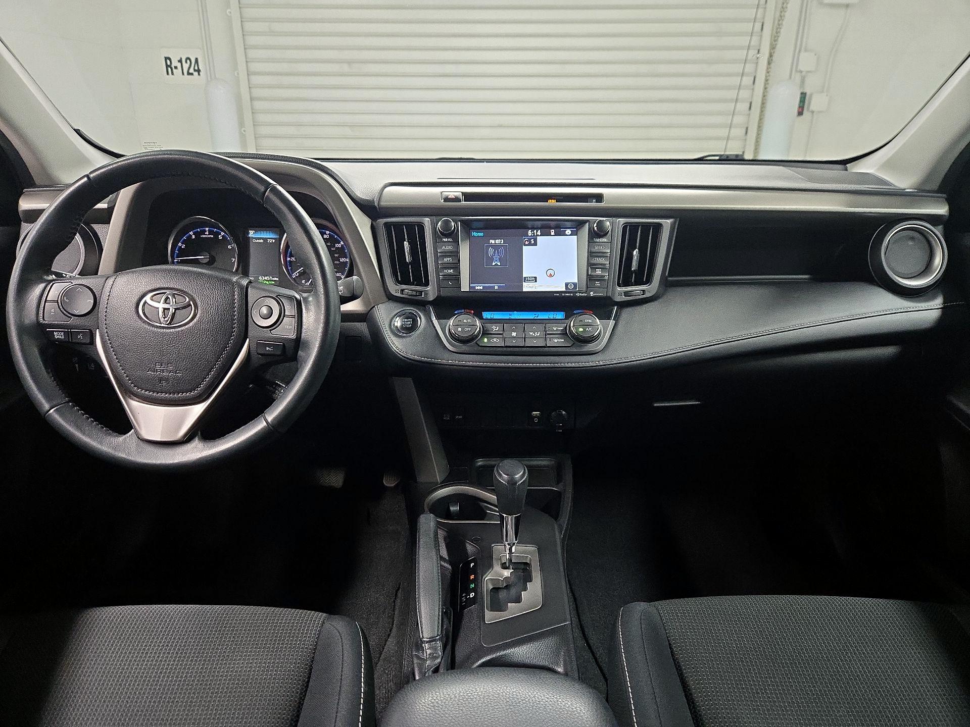 Thumbnail: 2016 Toyota RAV4 - 9