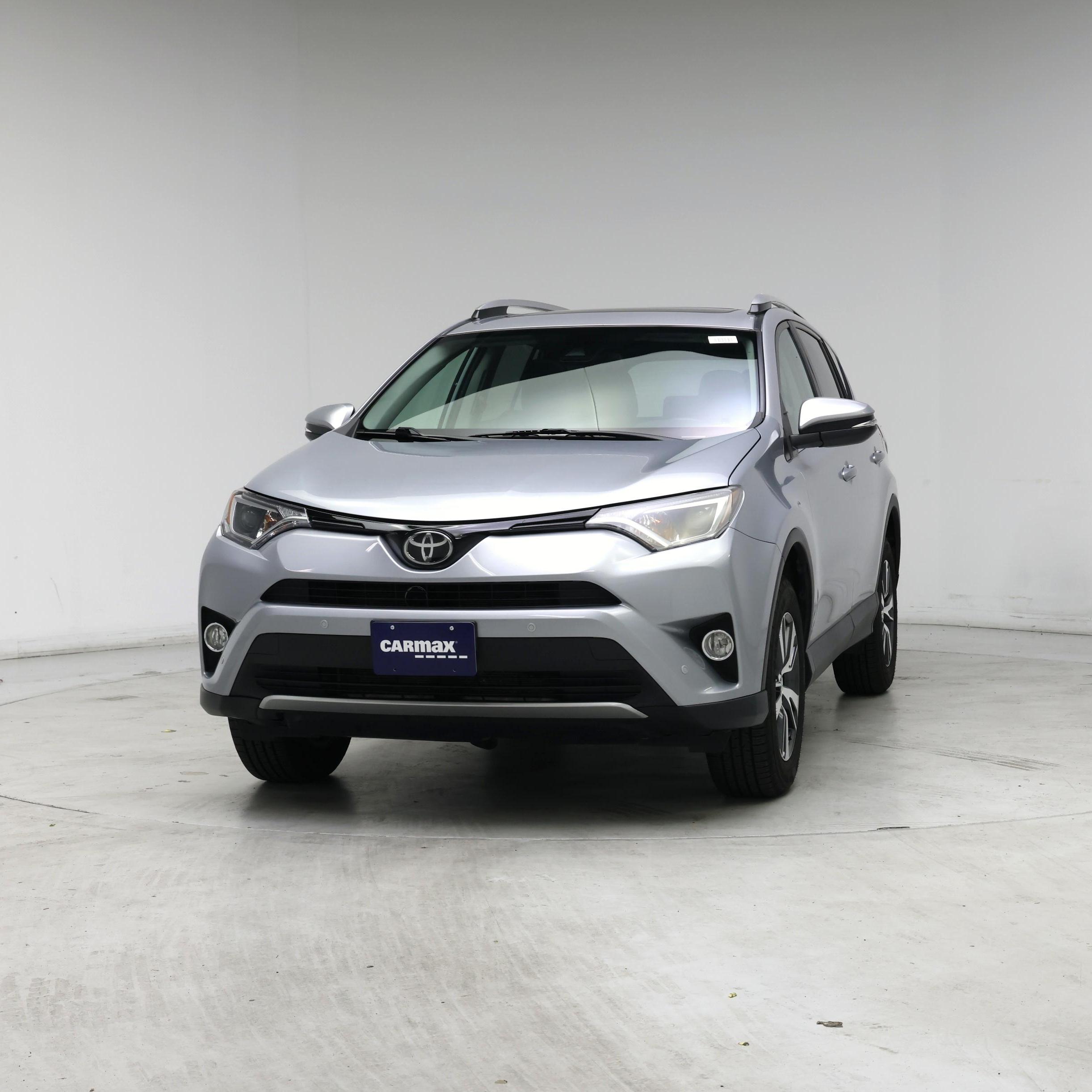 Thumbnail: 2016 Toyota RAV4 - 4