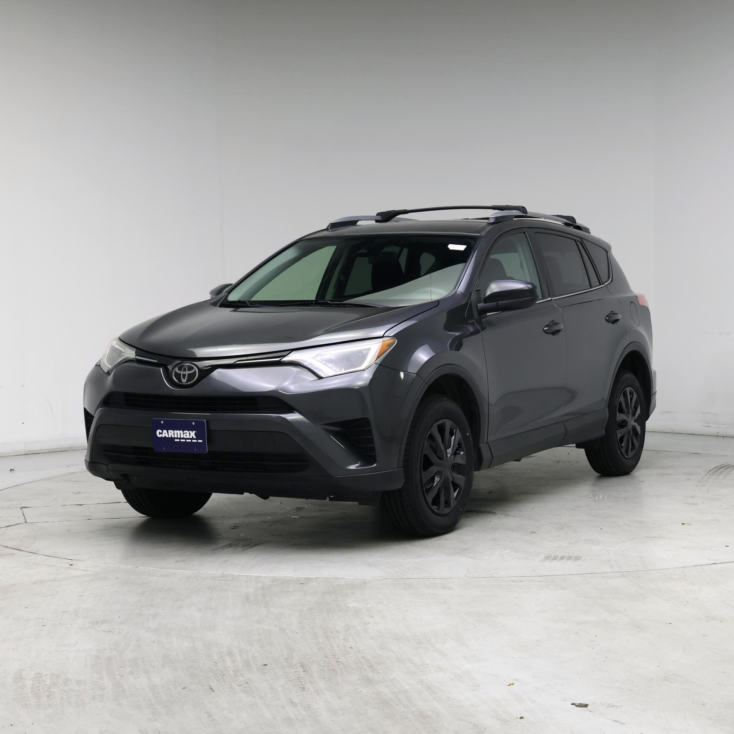 Thumbnail: 2018 Toyota RAV4 - 4