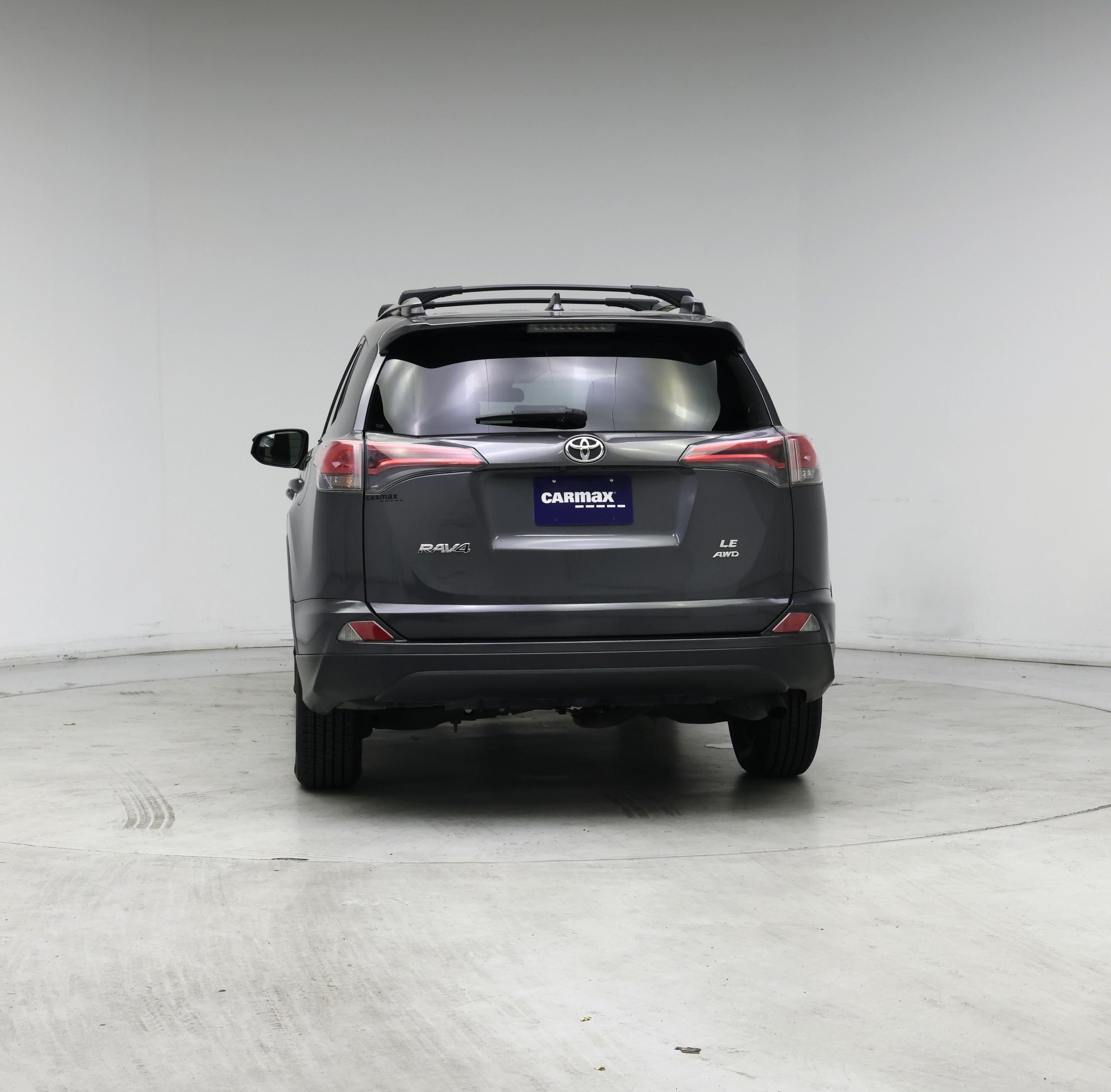 Thumbnail: 2018 Toyota RAV4 - 6