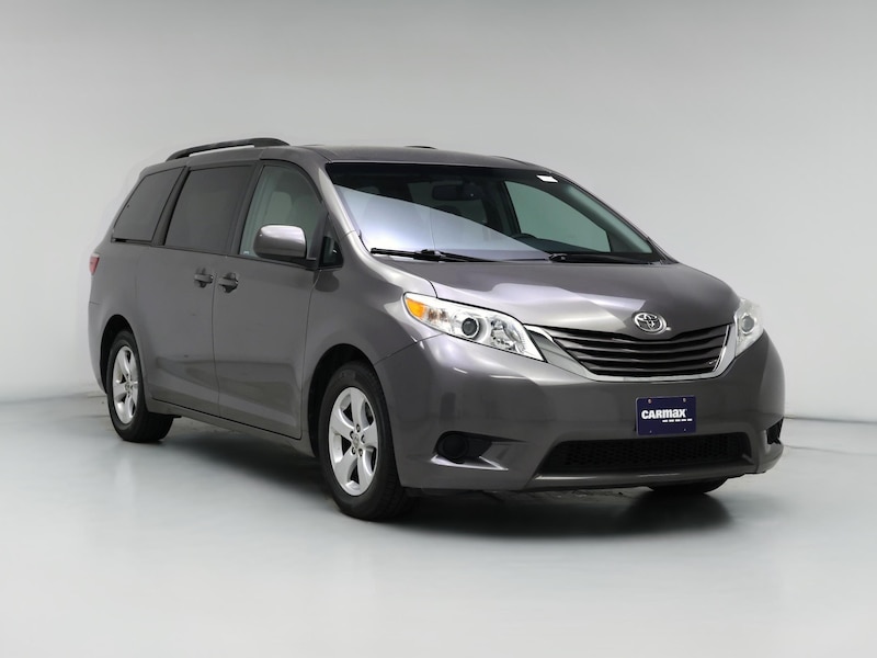 2015 Toyota Sienna LE -
                  Puyallup, WA