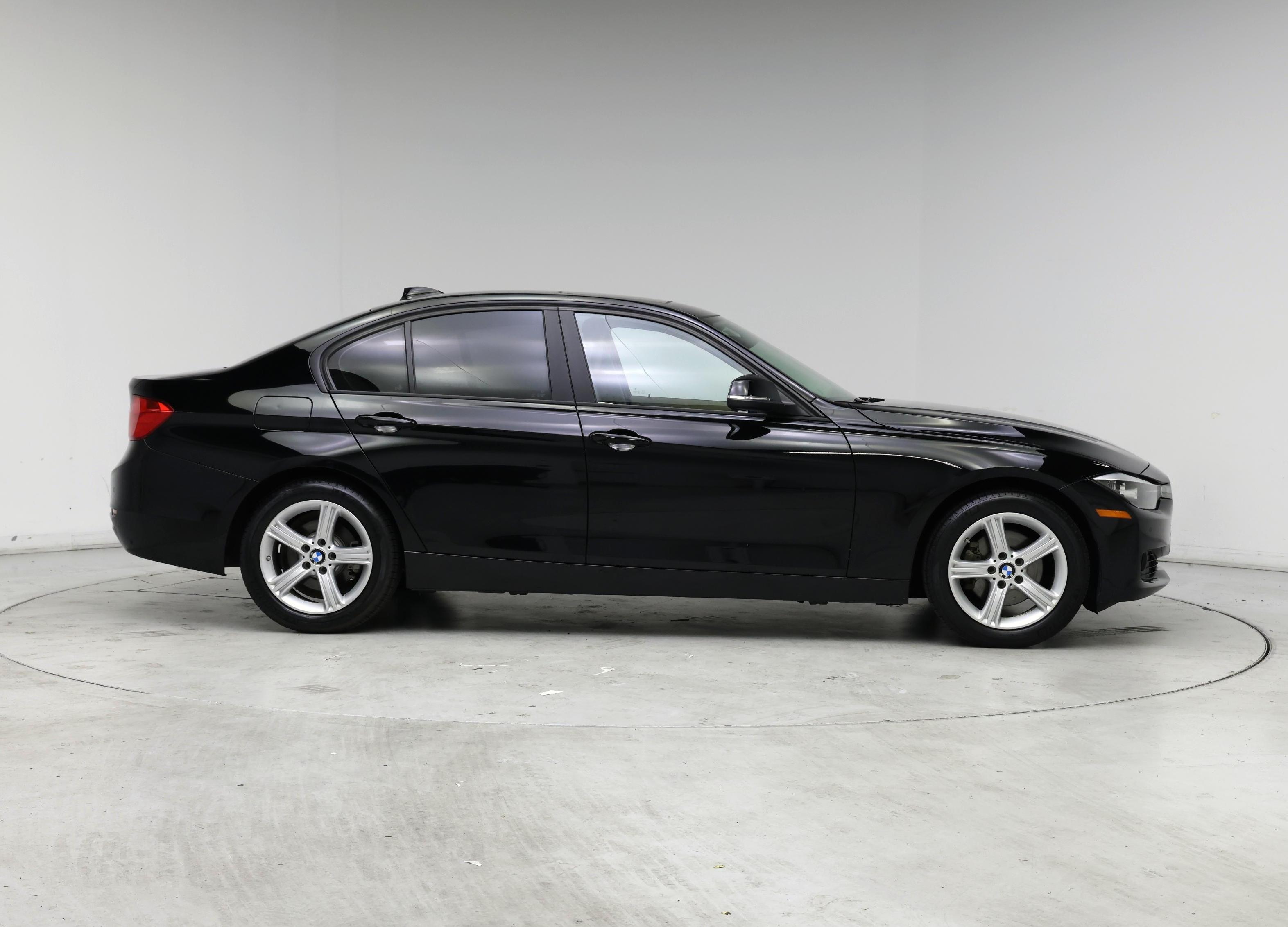 Thumbnail: 2015 BMW 3 Series - 7