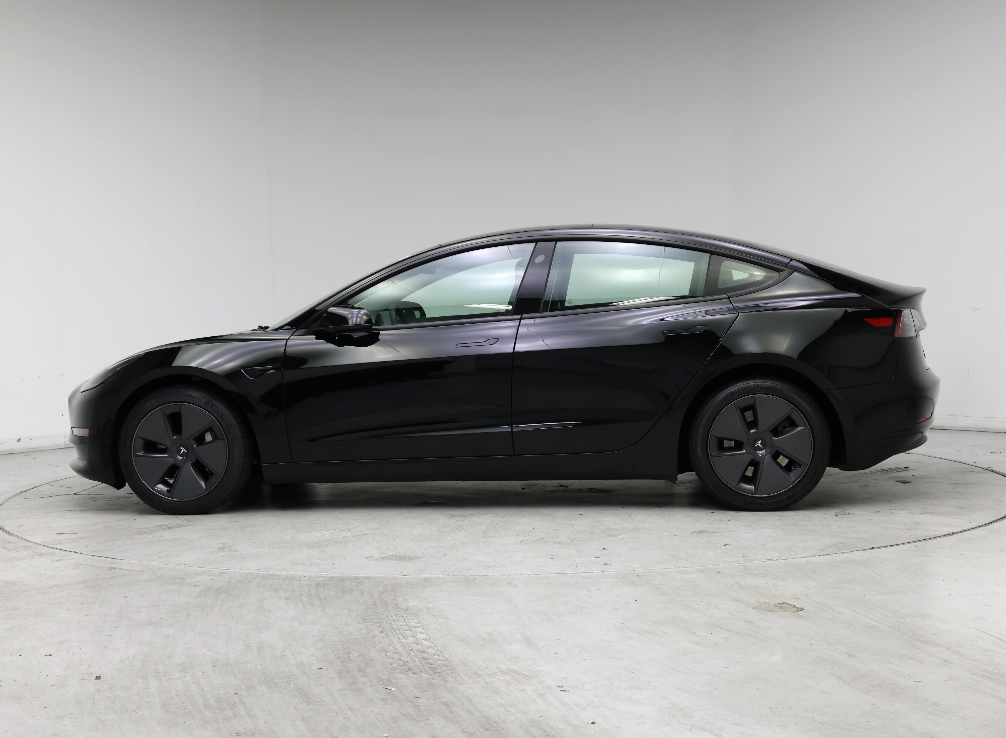 Thumbnail: 2023 Tesla Model 3 - 3