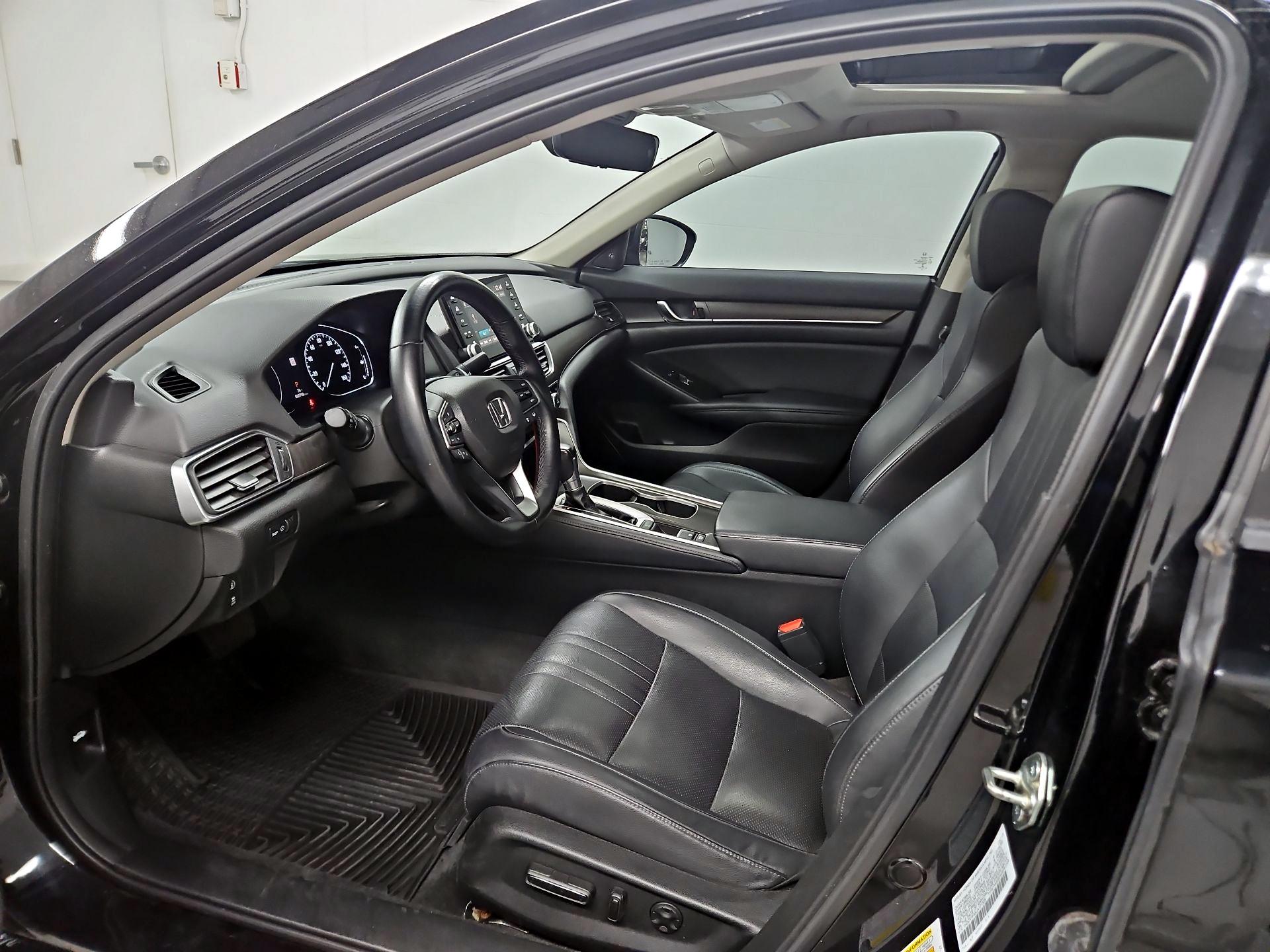 Thumbnail: 2018 Honda Accord - 11