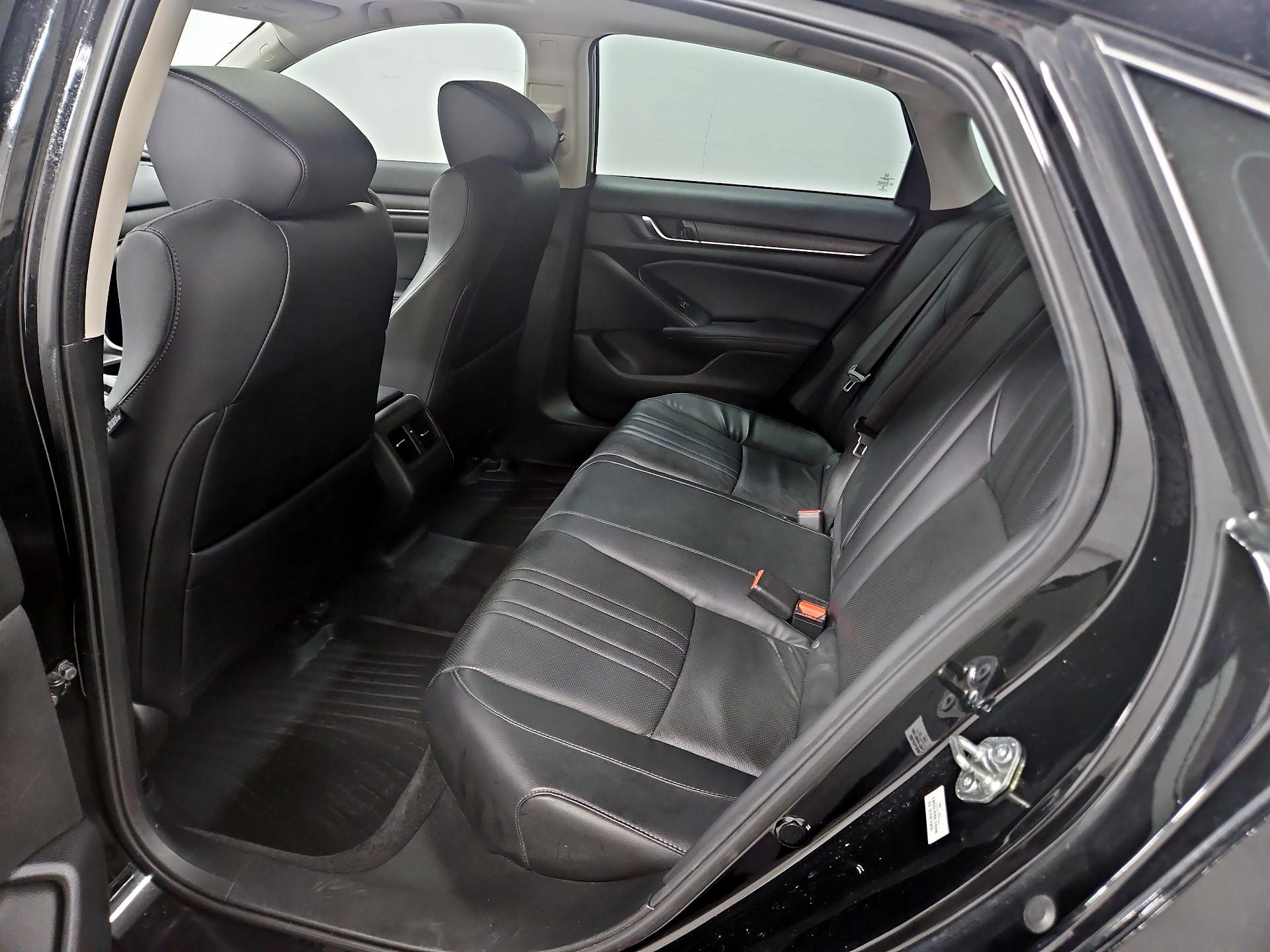 Thumbnail: 2018 Honda Accord - 20
