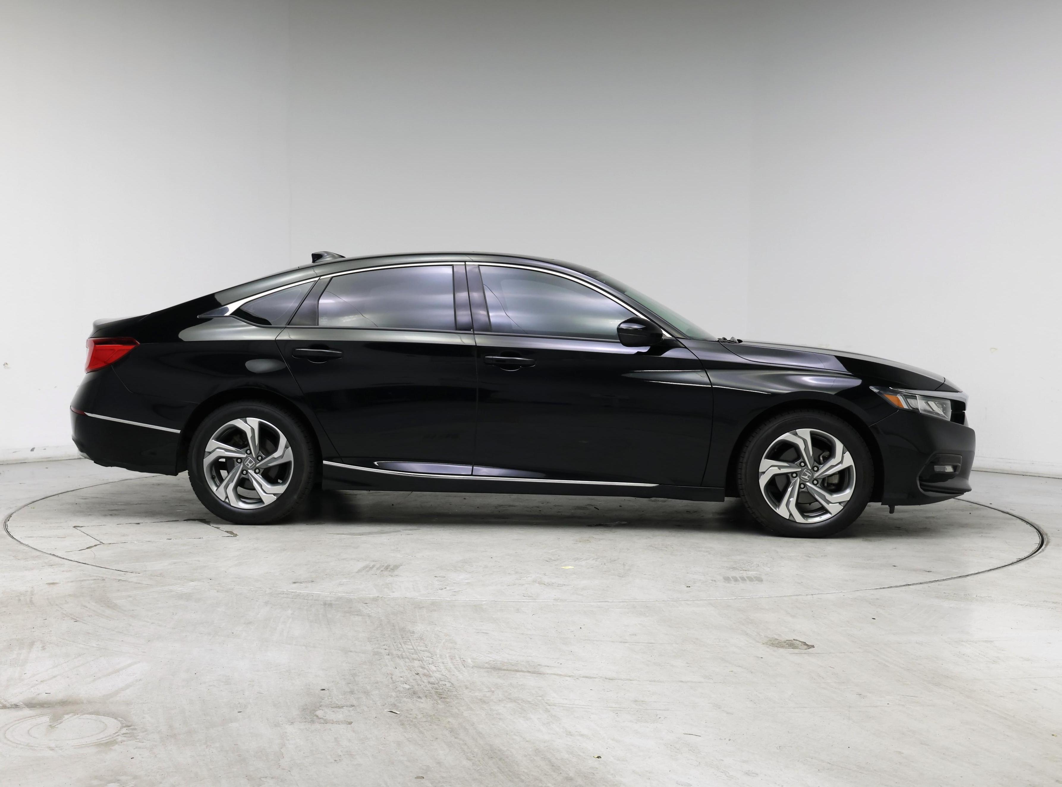 Thumbnail: 2018 Honda Accord - 7