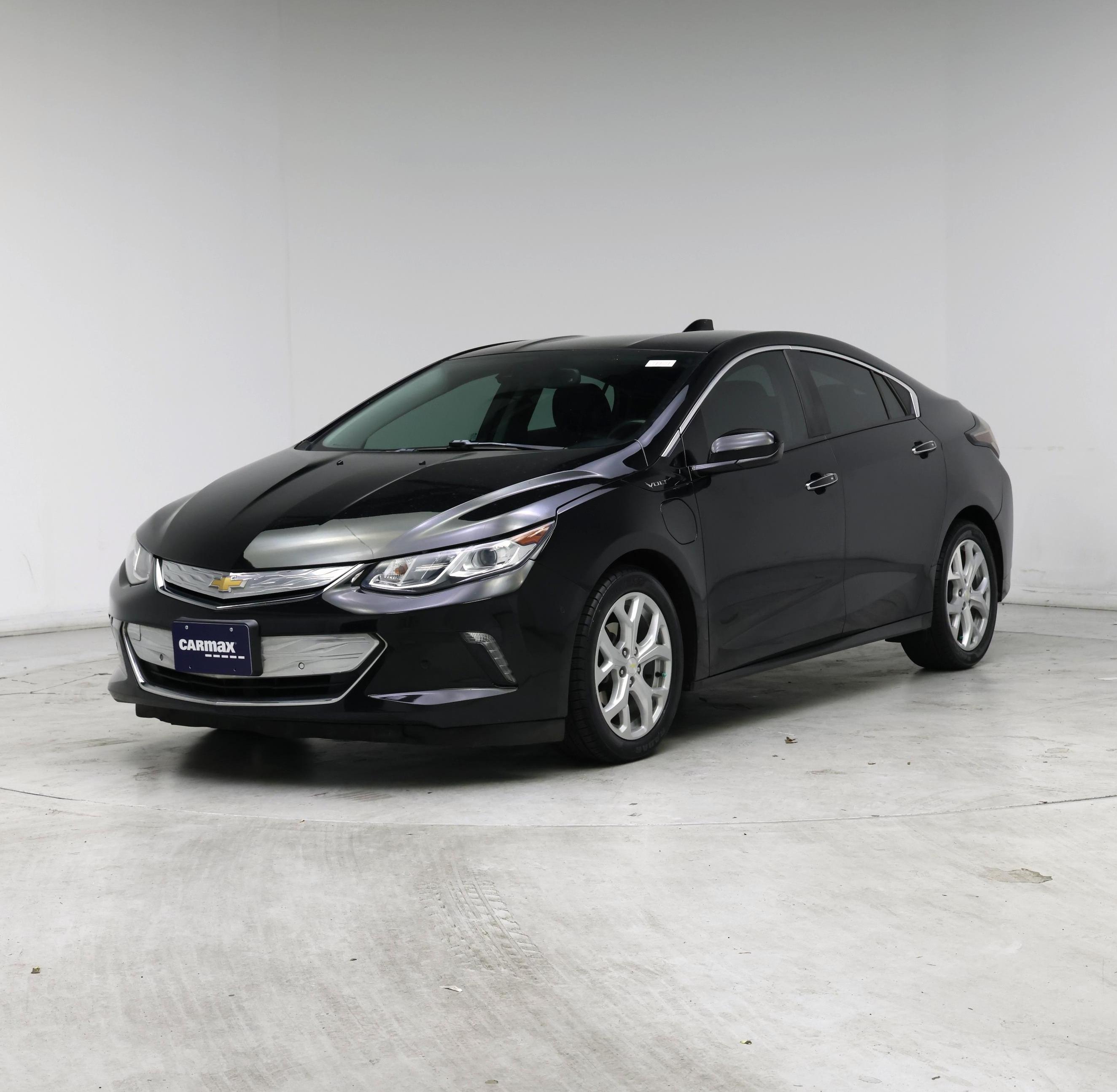 Thumbnail: 2016 Chevrolet Volt - 4