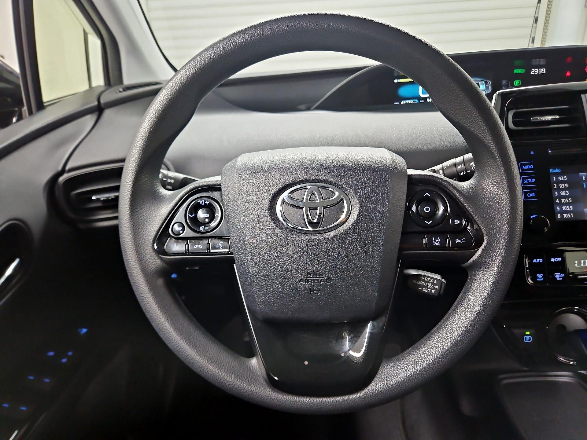Thumbnail: 2019 Toyota Prius - 10