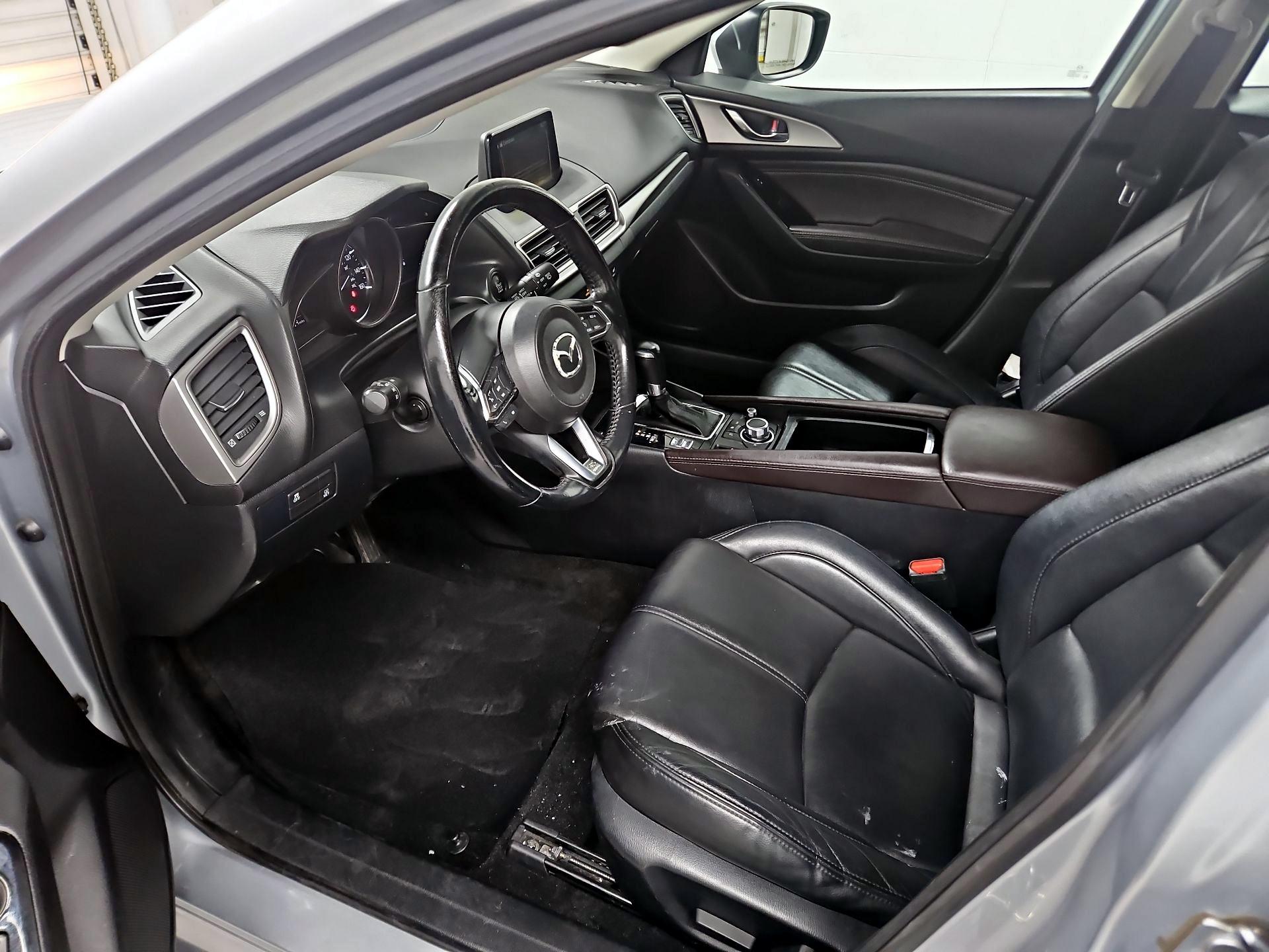 Thumbnail: 2017 Mazda Mazda3 - 11