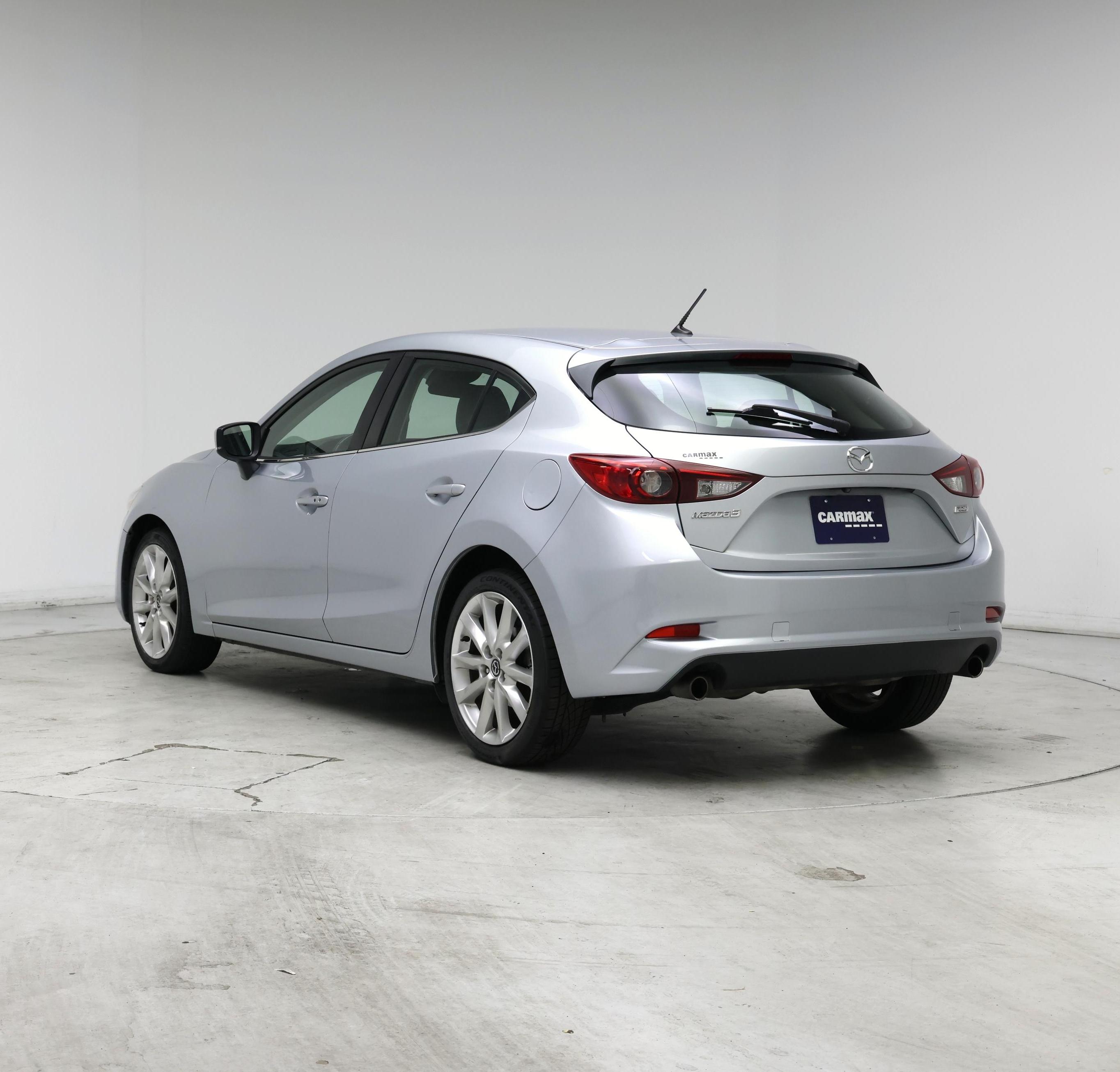 Thumbnail: 2017 Mazda Mazda3 - 2