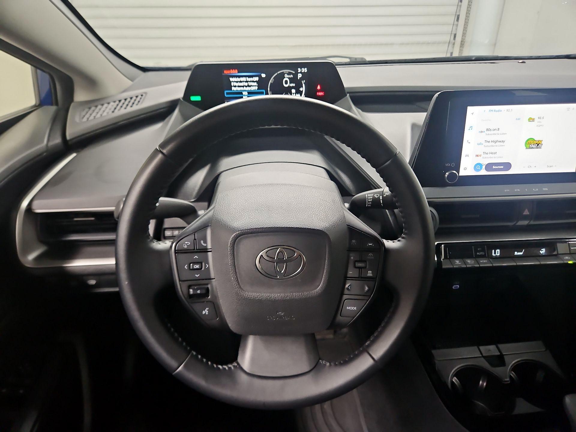 Thumbnail: 2023 Toyota Prius - 10