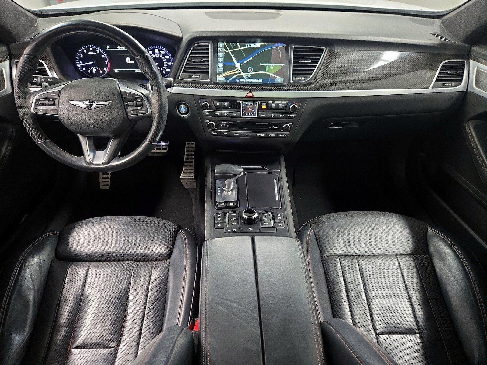 Apple CarPlay® & Android Auto™