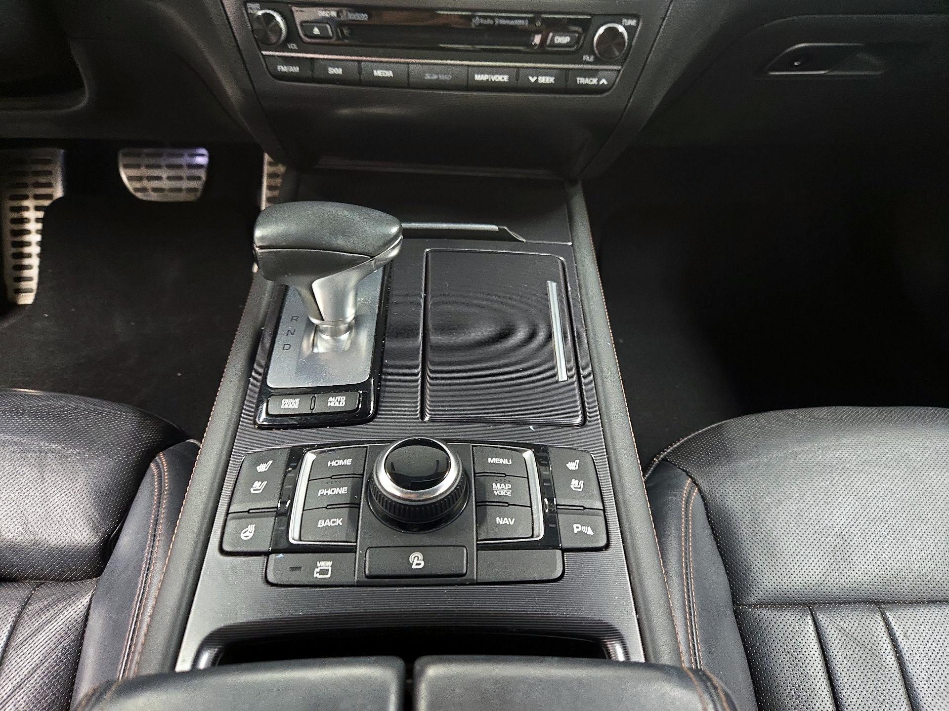 Thumbnail: 2018 Genesis G80 - 18