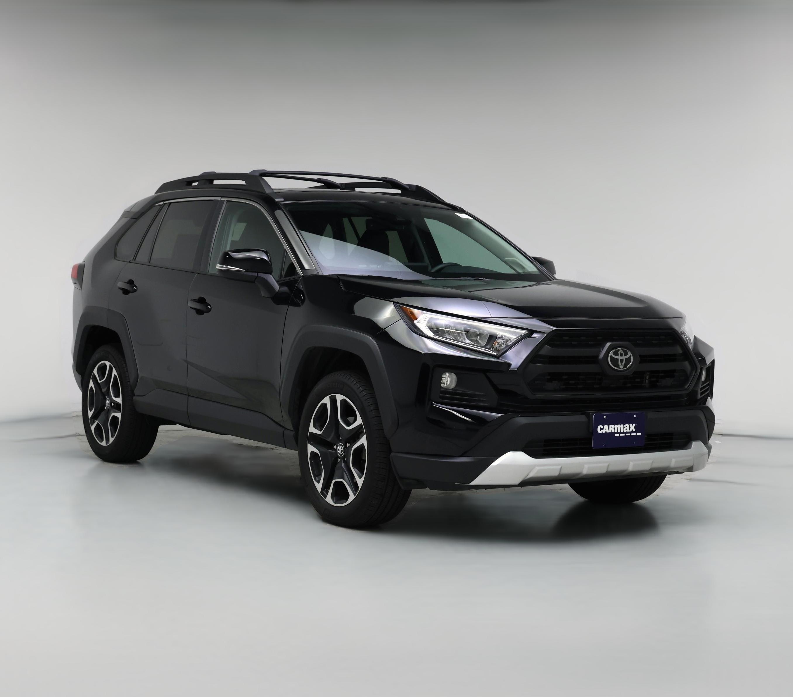 Thumbnail: 2019 Toyota RAV4 - 1
