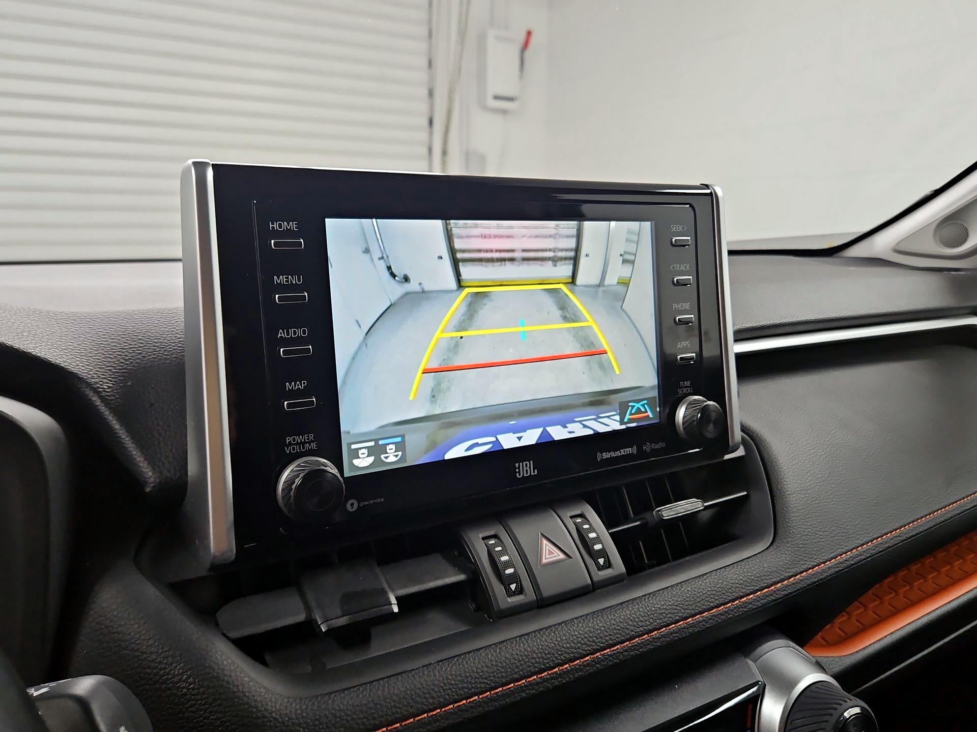 Thumbnail: 2019 Toyota RAV4 - 15