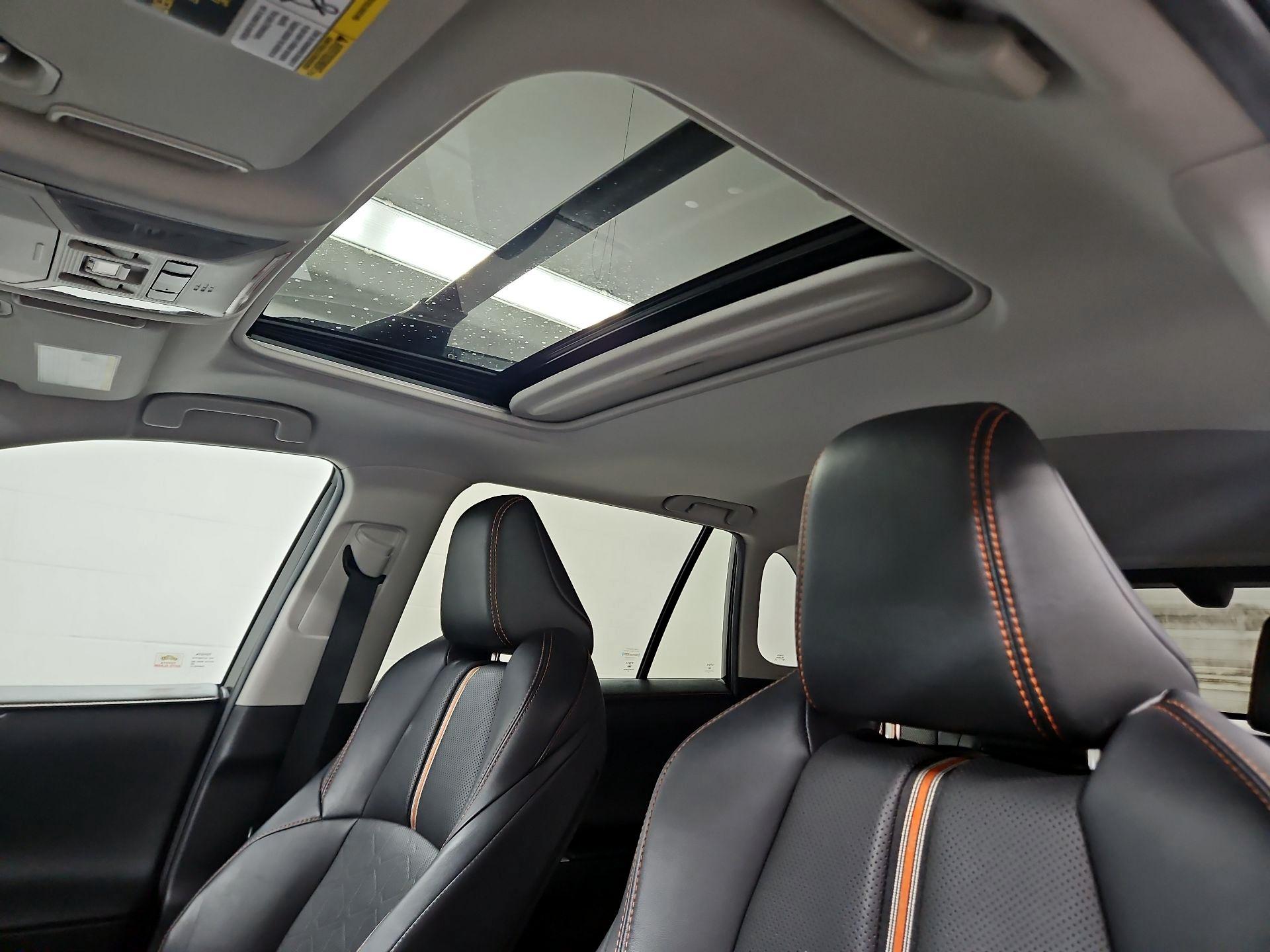 Thumbnail: 2019 Toyota RAV4 - 20