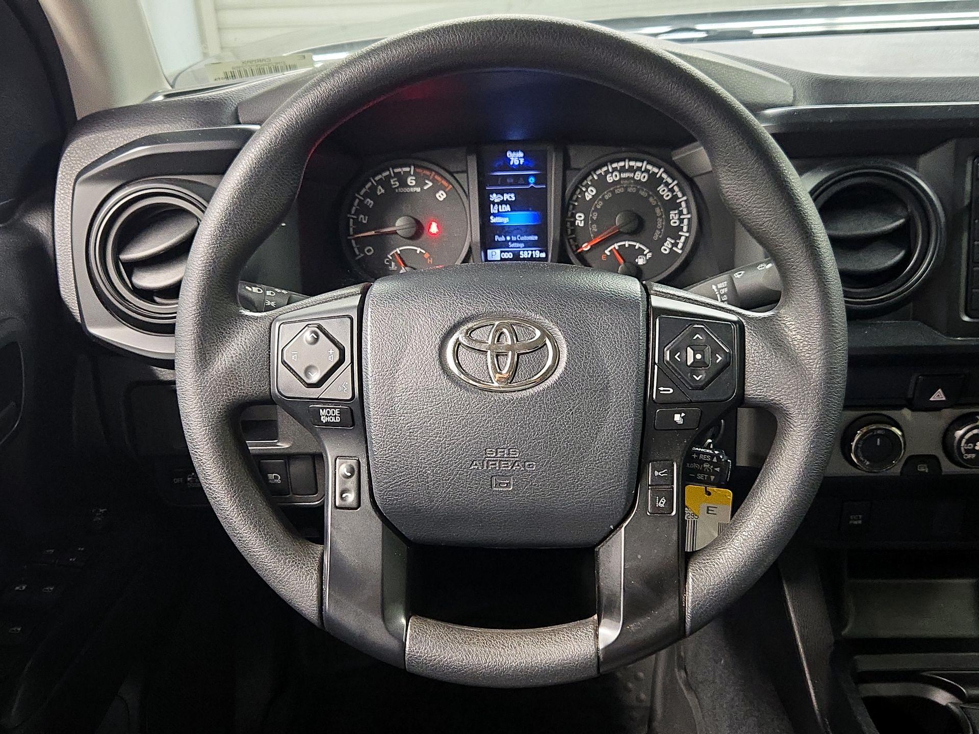 Thumbnail: 2019 Toyota Tacoma - 10