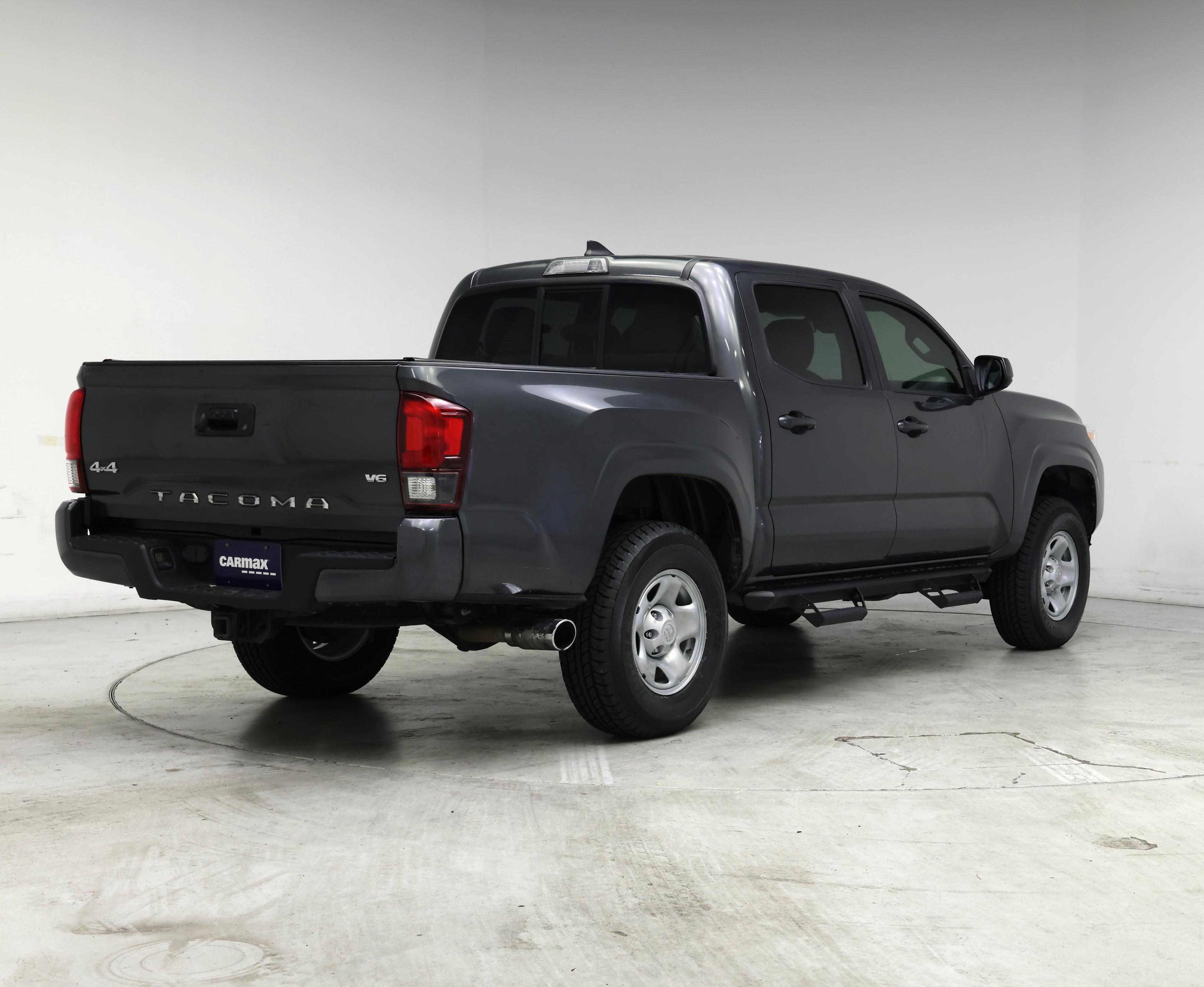 Thumbnail: 2019 Toyota Tacoma - 8