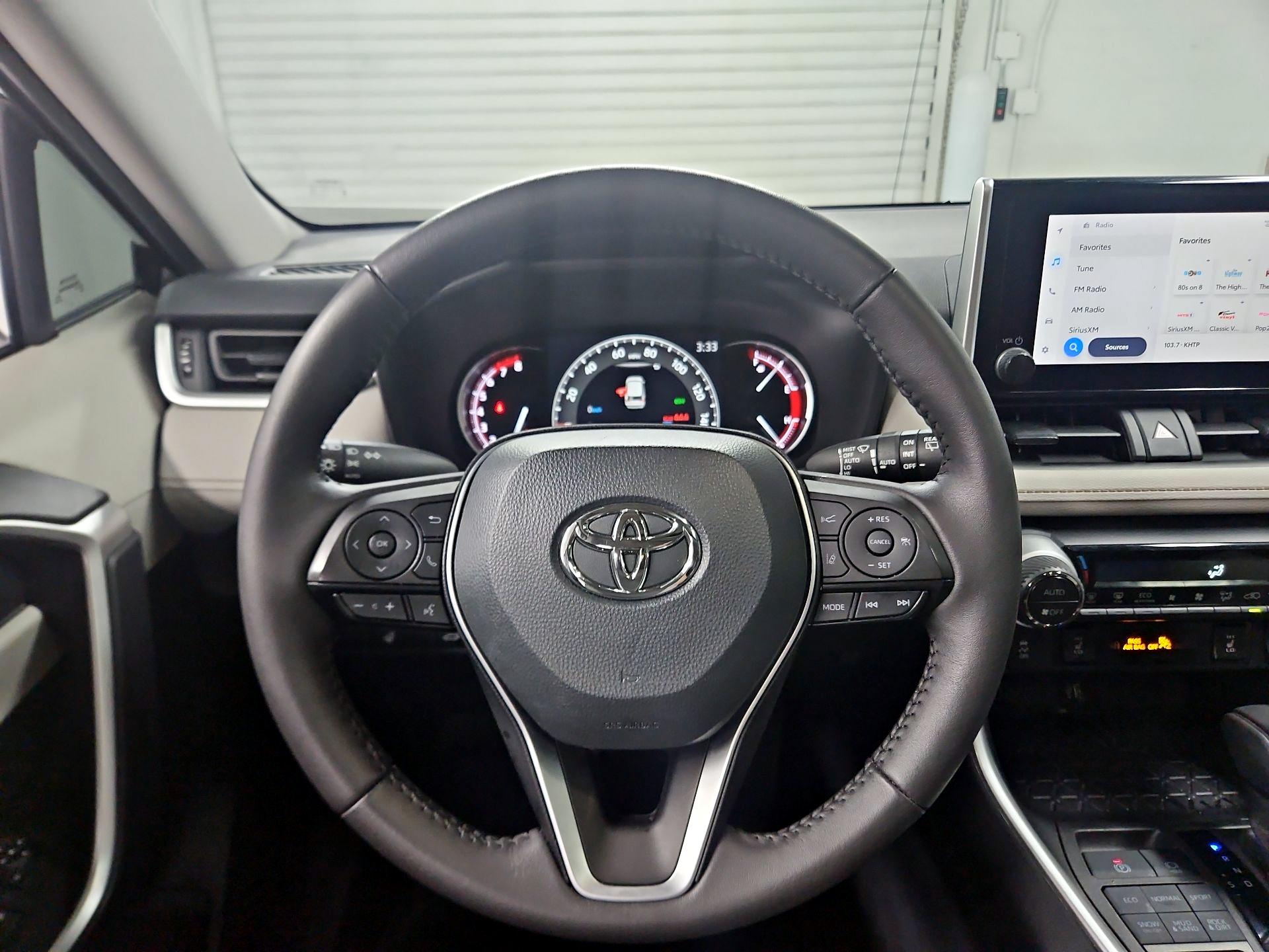 Thumbnail: 2024 Toyota RAV4 - 10
