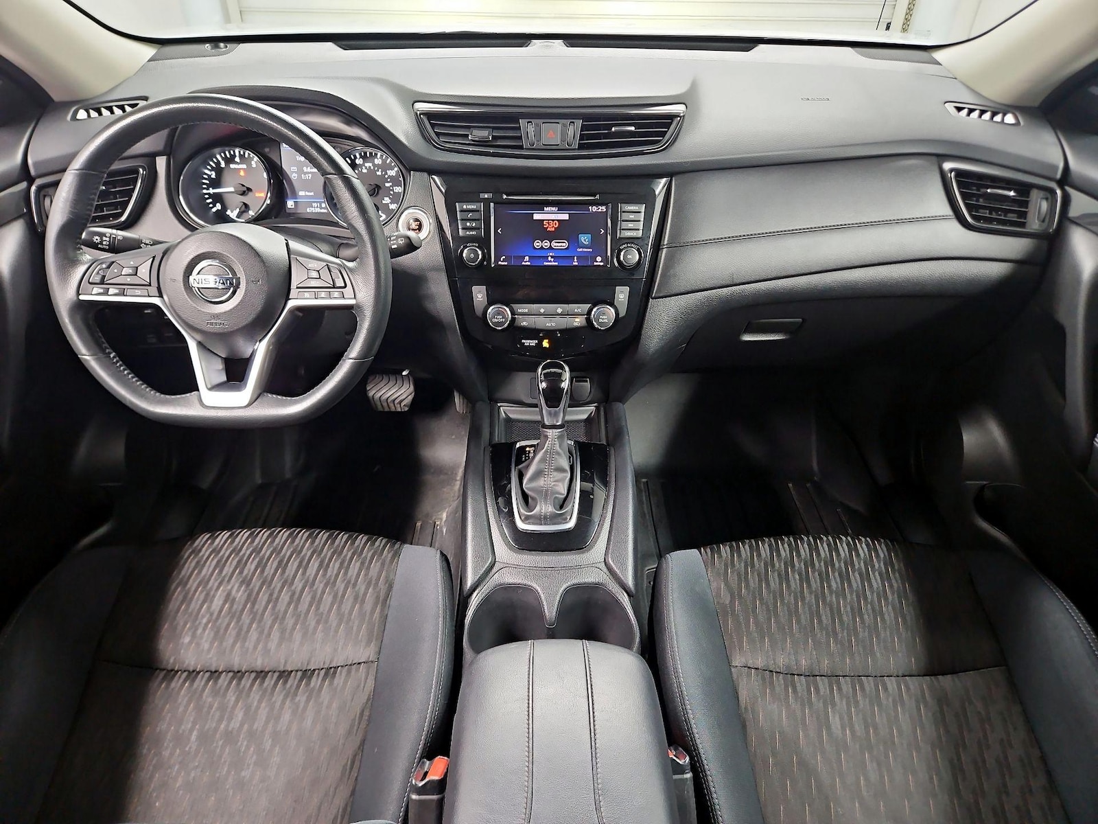 2018 Nissan Rogue SV - Photo 10