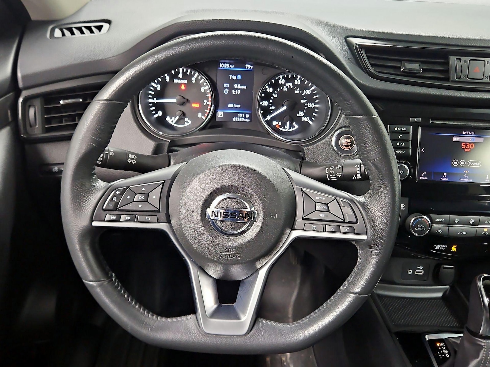 2018 Nissan Rogue SV - Photo 11