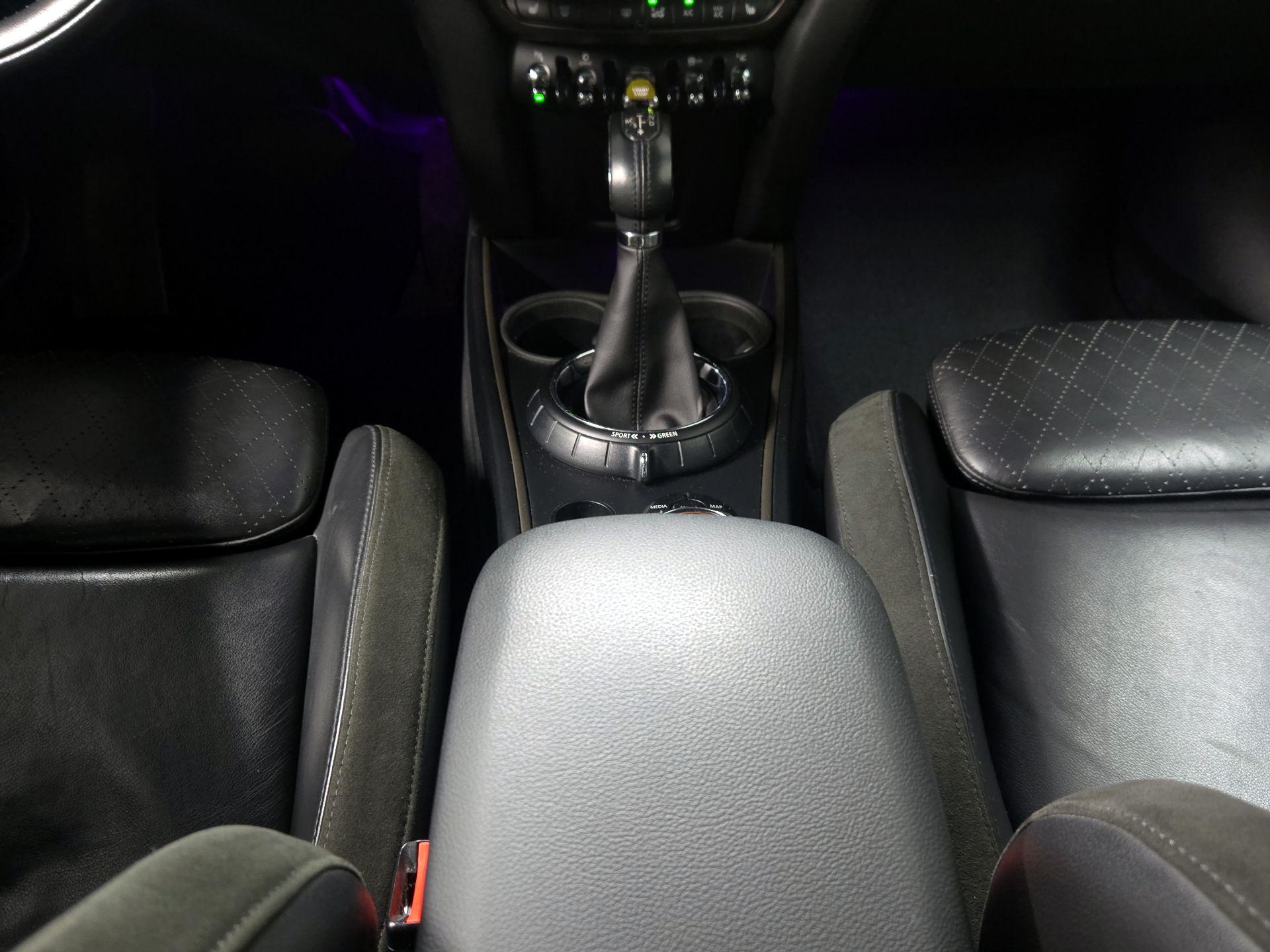 Thumbnail: 2018 MINI Cooper Countryman - 18