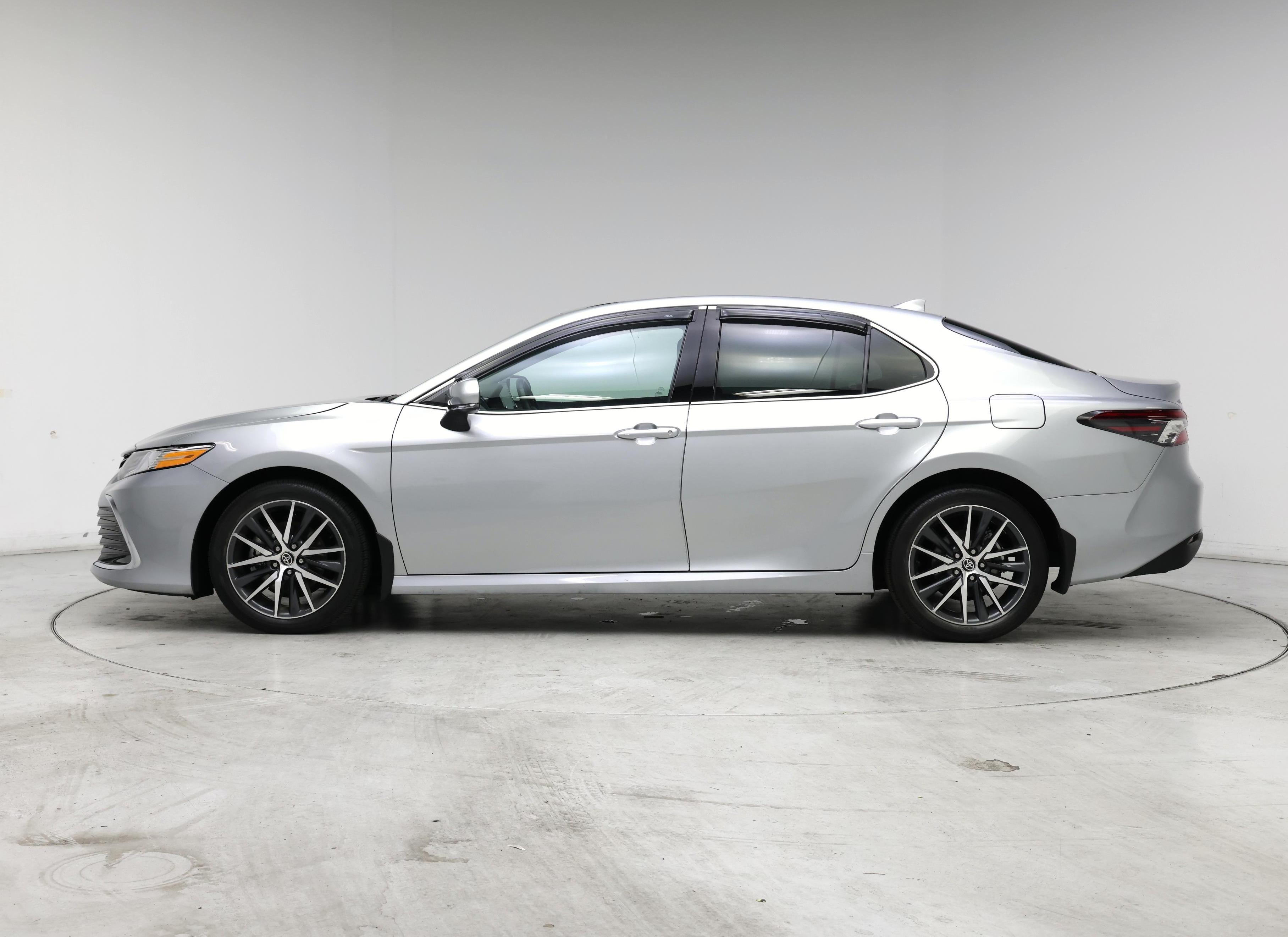 Thumbnail: 2024 Toyota Camry - 3