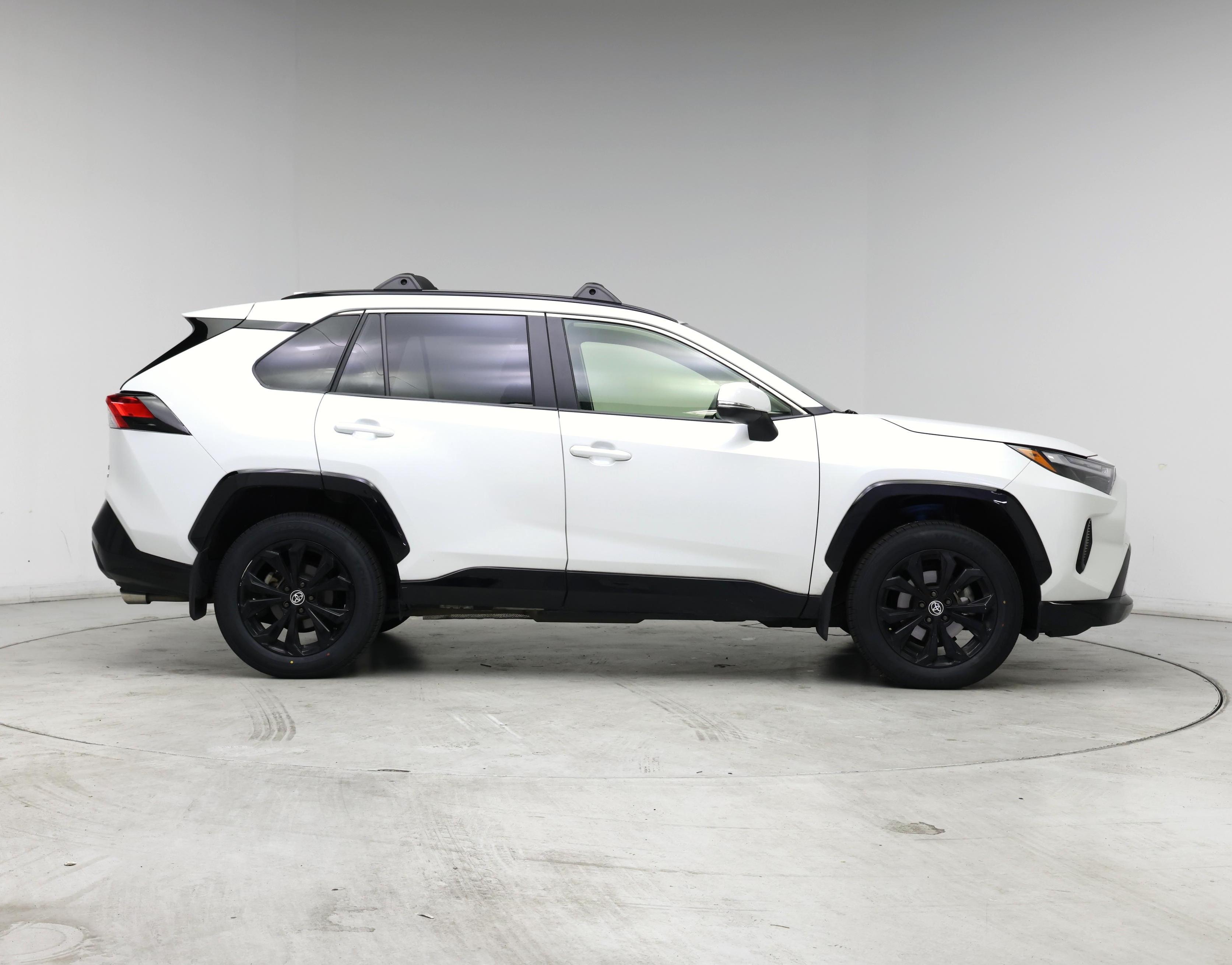 Thumbnail: 2024 Toyota RAV4 - 7