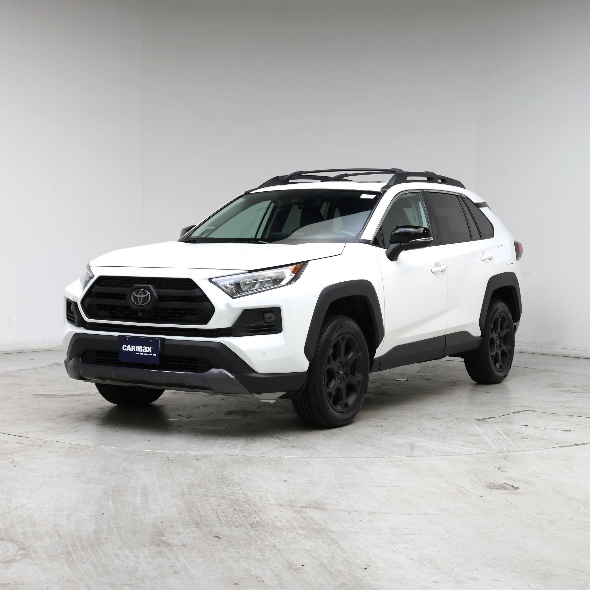 Thumbnail: 2021 Toyota RAV4 - 4