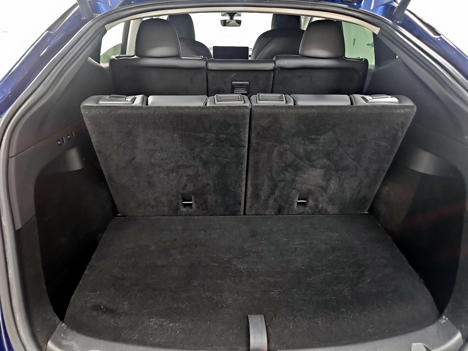2022 Tesla Model Y Long Range - Photo 23