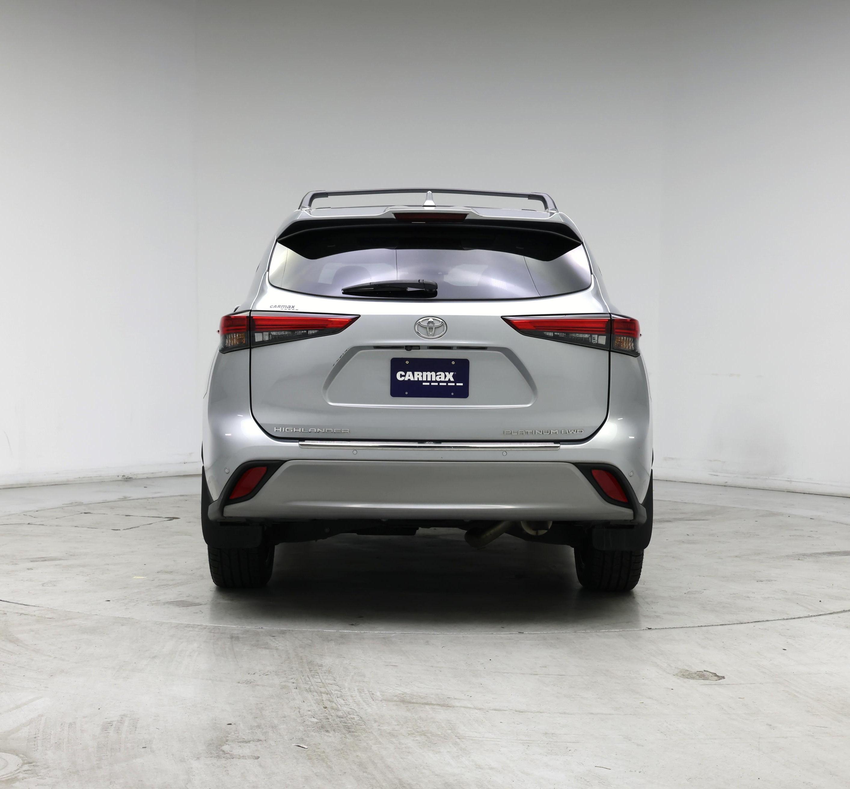 Thumbnail: 2022 Toyota Highlander - 6