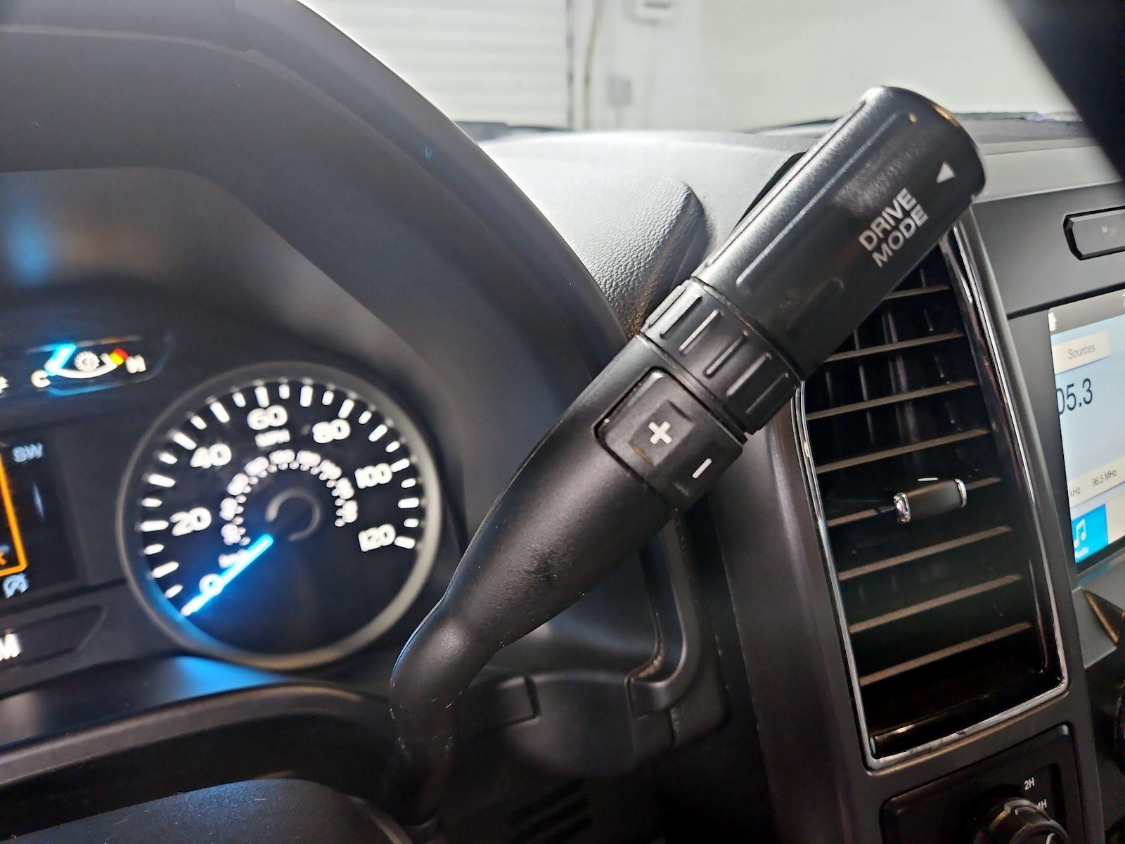 2019 Ford F-150 XLT - Photo 18