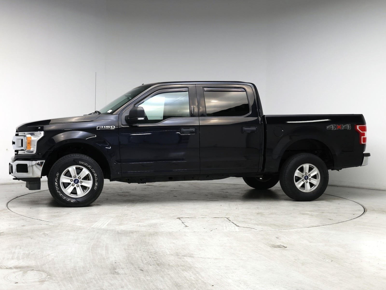 2019 Ford F-150 XLT - Photo 4