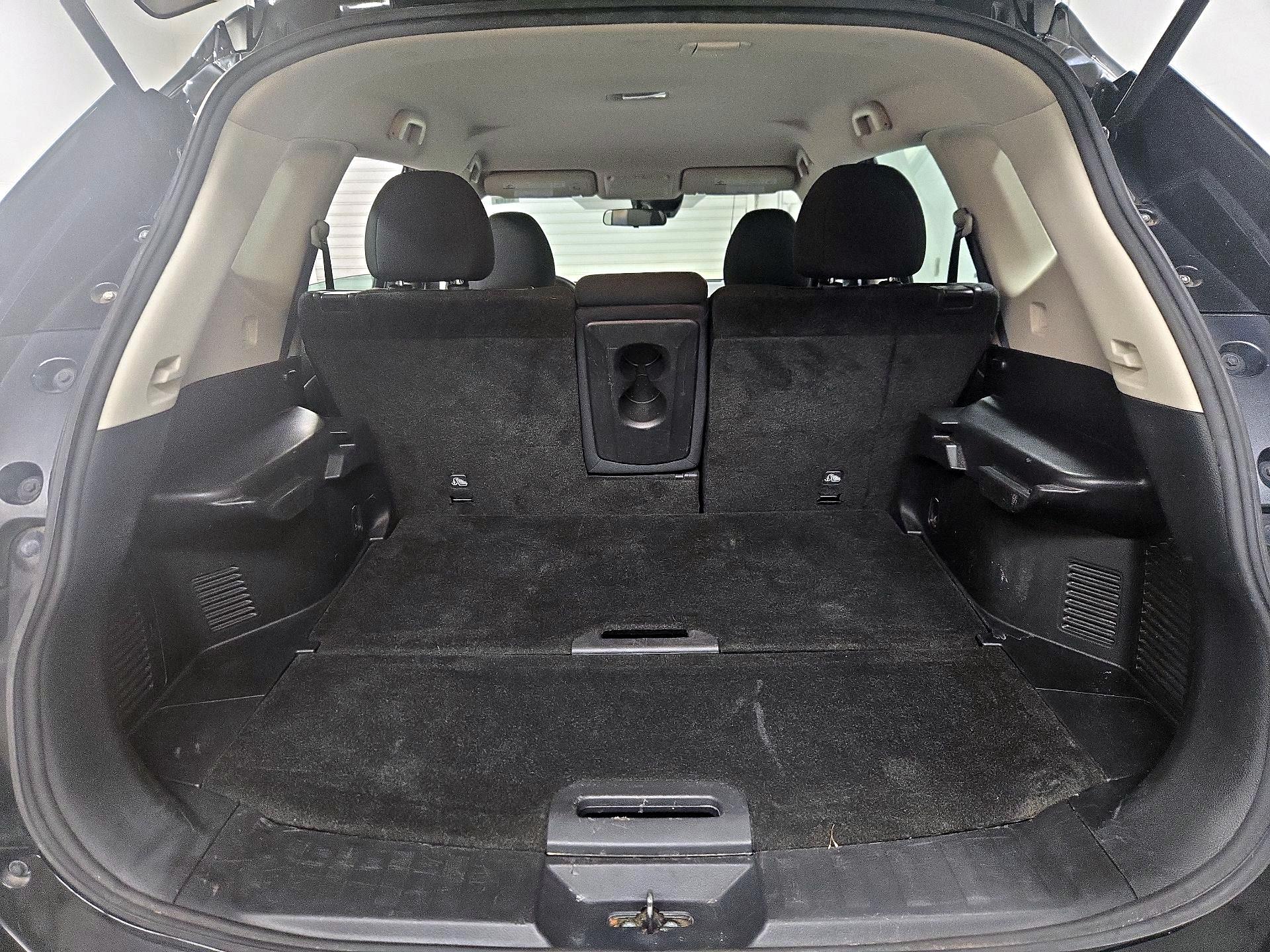 Thumbnail: 2019 Nissan Rogue - 20